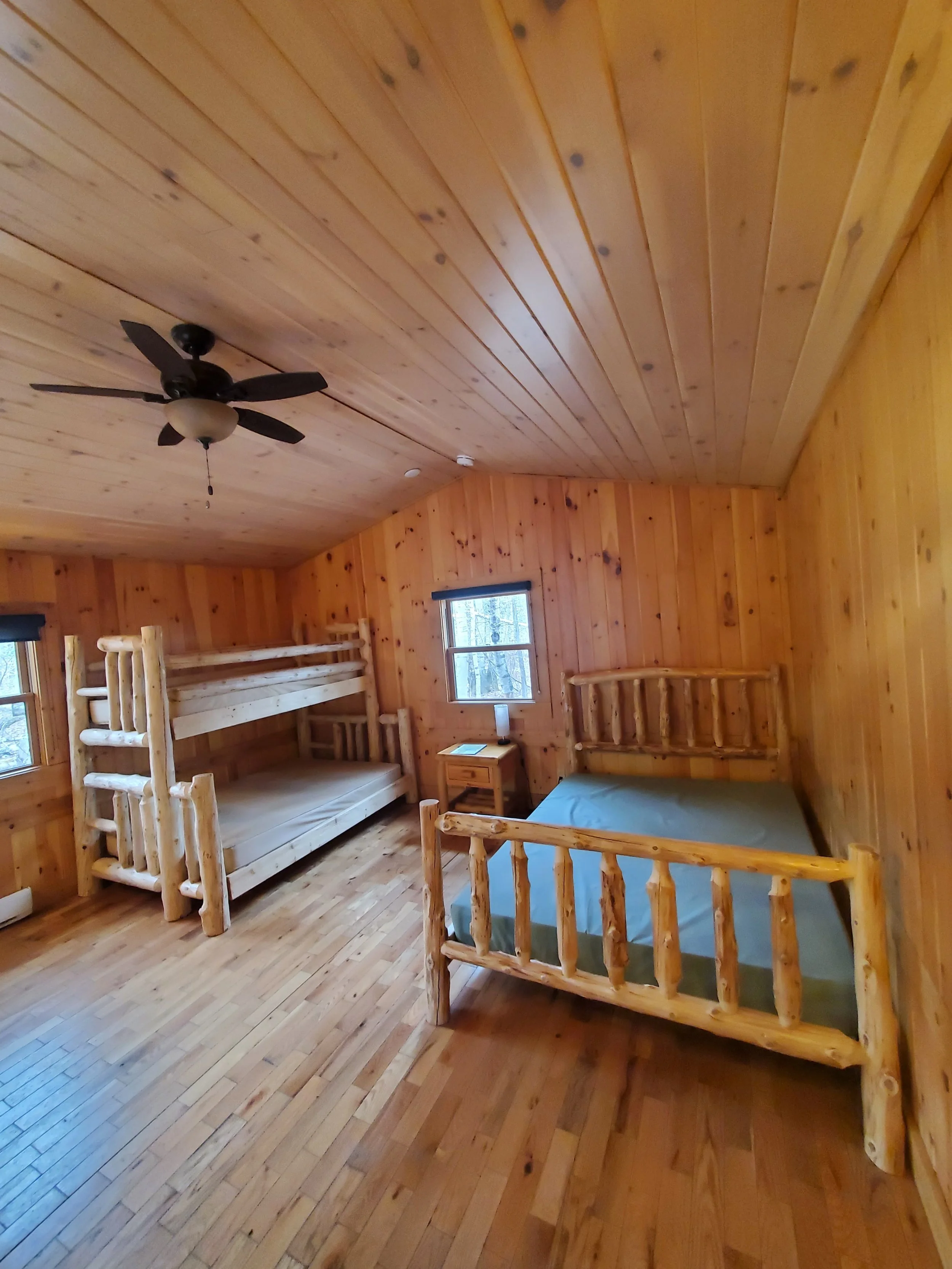 Cozy Cabin Bunkie's - Arrowhead Ontario Park