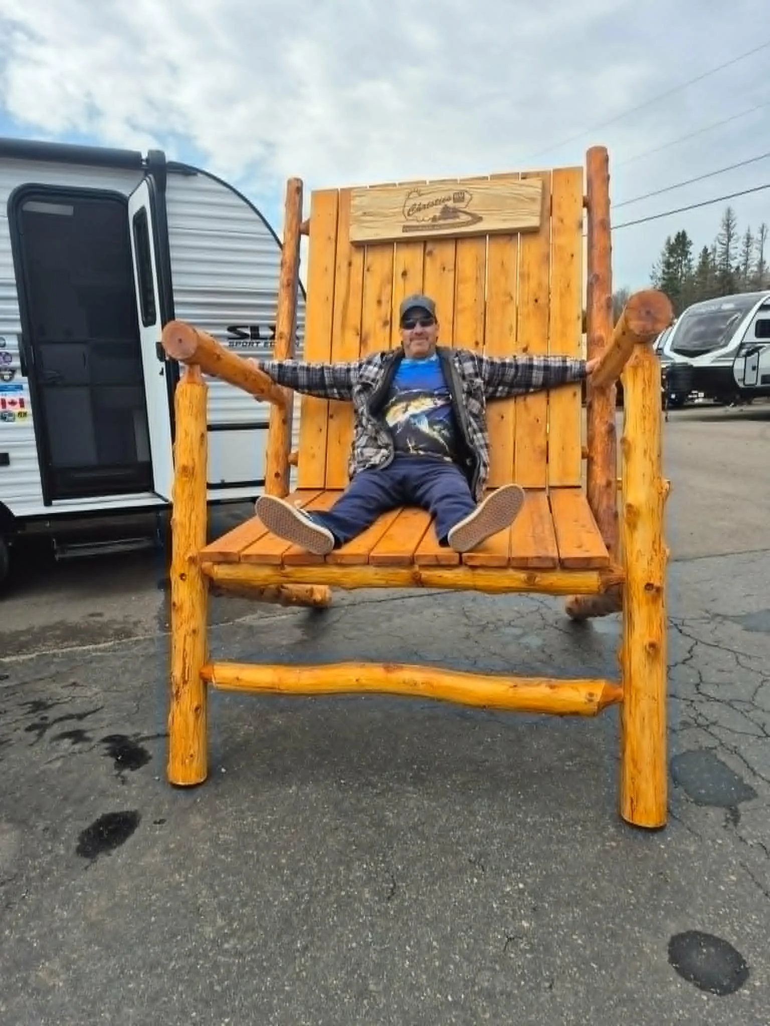 Christis RV Giant Chair.jpeg