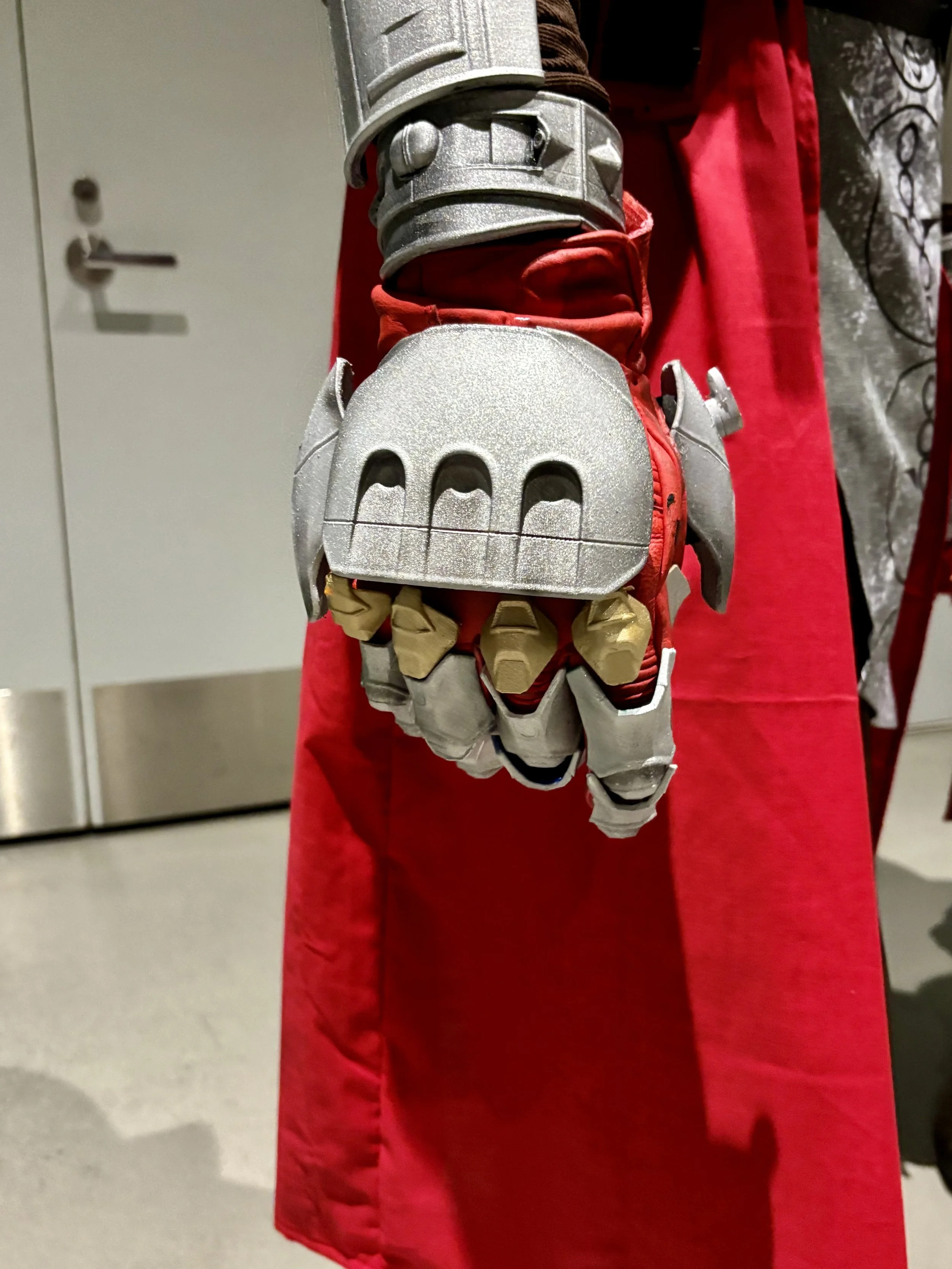 Destiny LODI costume detail showing 3D printed armor and layered fabric construction