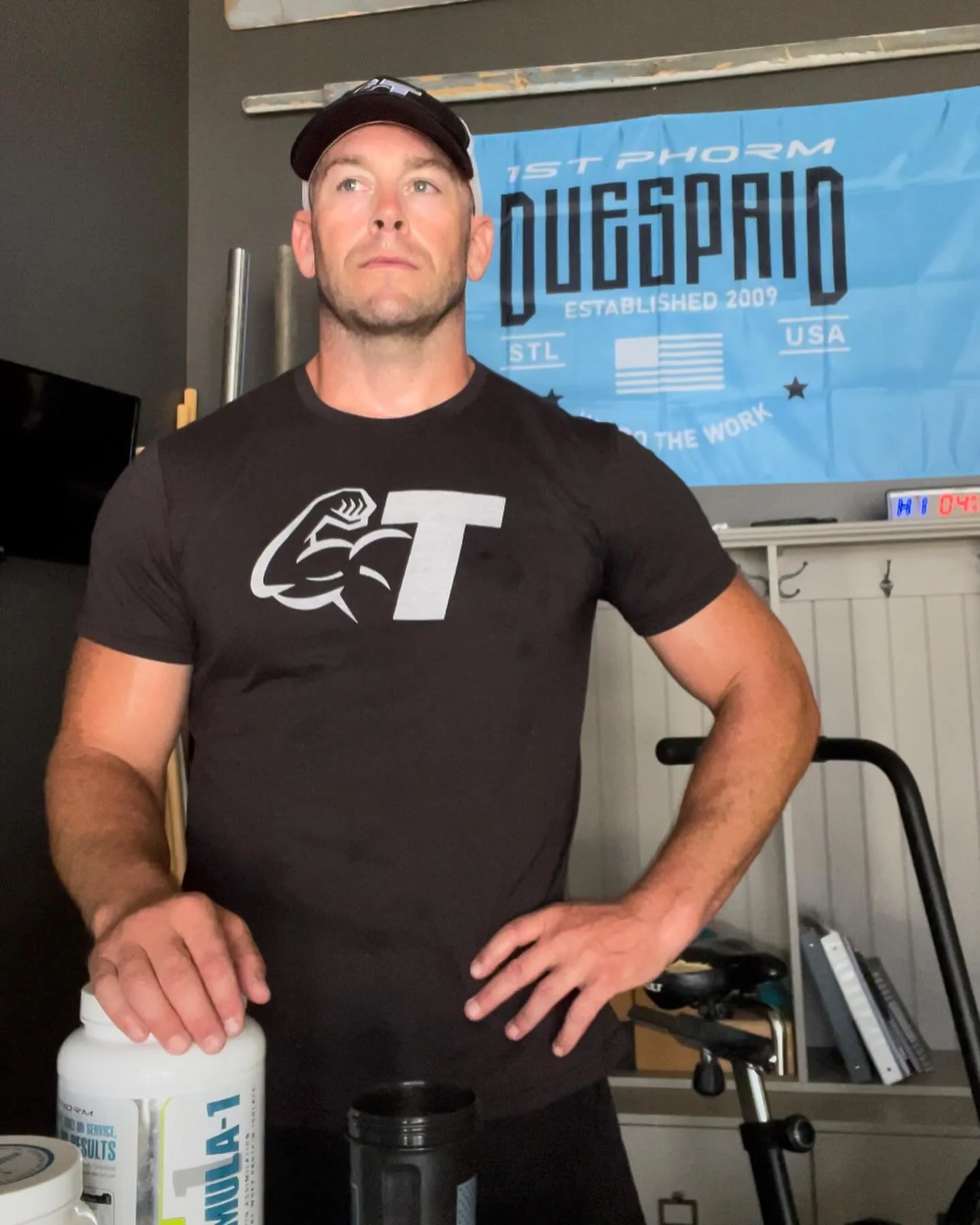 I&rsquo;m not just a coach &ndash; I walk alongside you, get to know your journey, and hold you accountable to your goals. I&rsquo;m all about practical tips, positivity, and building your confidence. Let&rsquo;s transform your life together.

DM me 