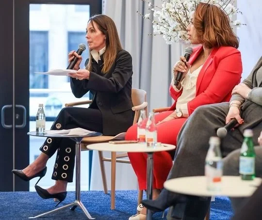 Elizabeth on Ragan panel 2023.jpg