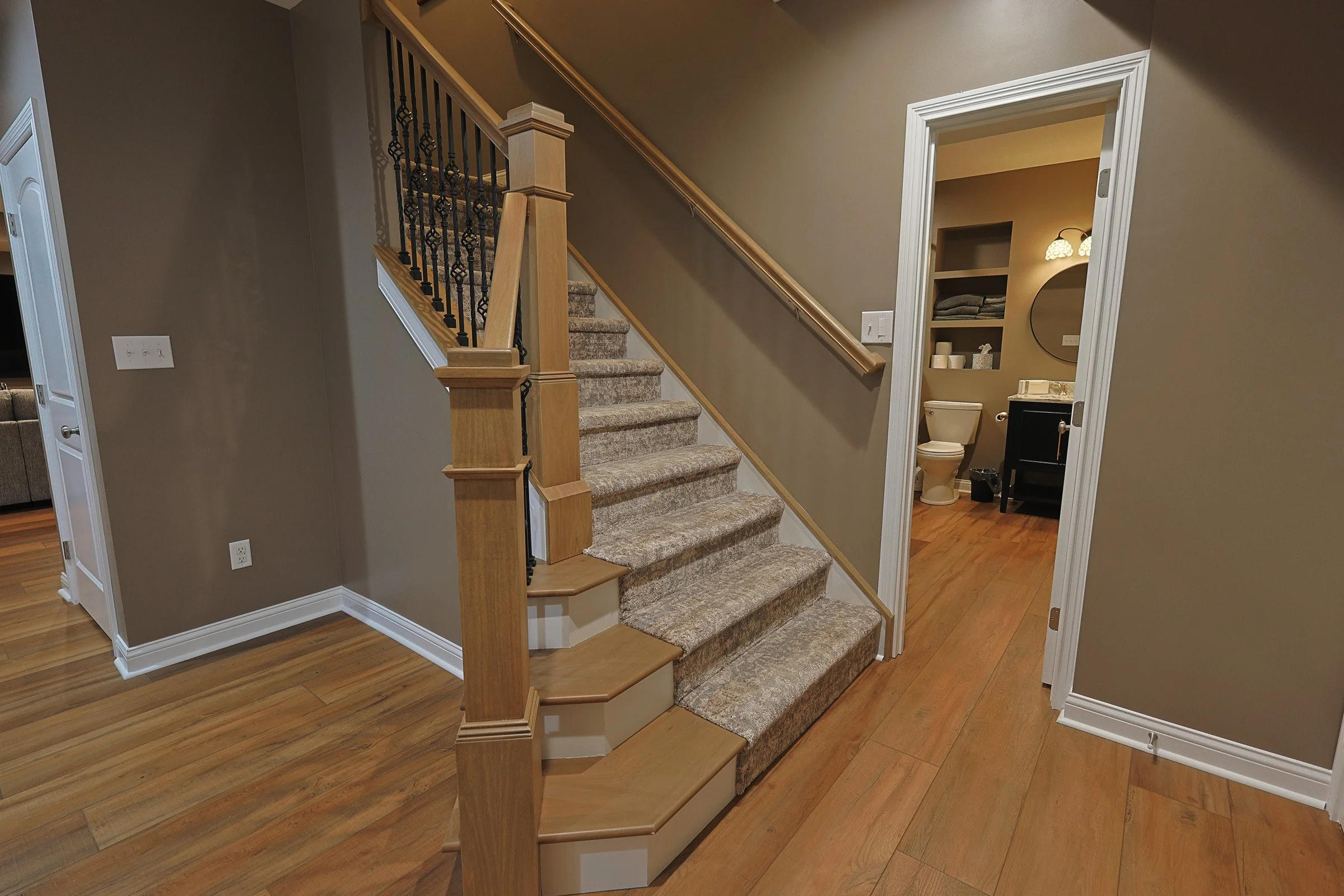 Craig_H_Basement_As_Shot-21.jpg