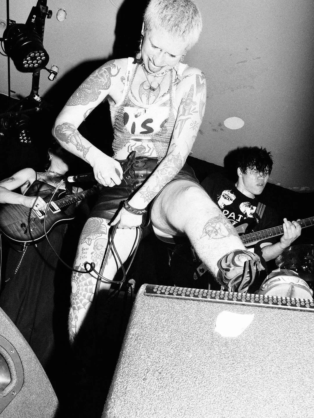 ⚔️ WHIP! will be headlining our arvo show for DIY on High THIS Saturday! Their doom-punk is everything you want &amp; more! Don&rsquo;t miss &lsquo;em, tix in bio 💜

📸 @charlie__foz 
🖼️ @cbradio_