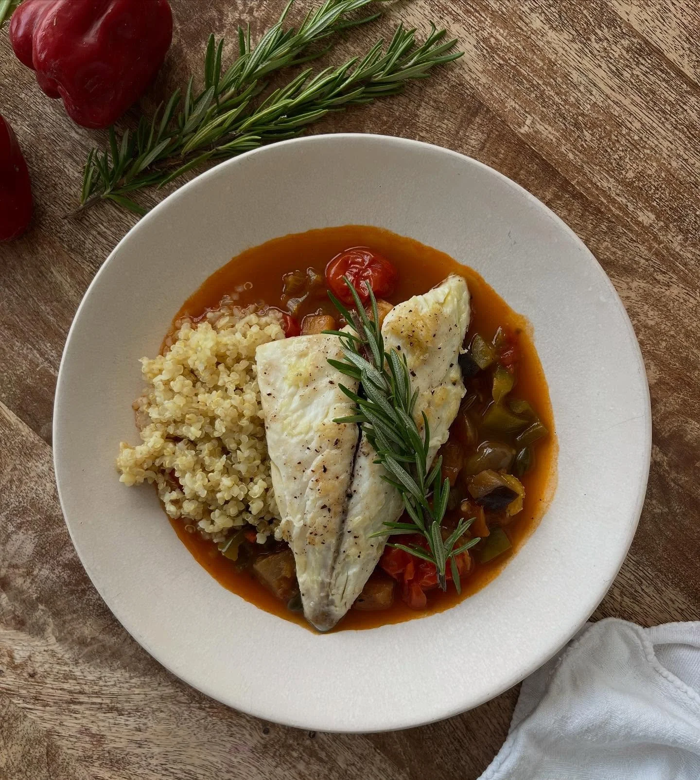 We love to cook and eat seasonal, so in next week&rsquo;s bag we&rsquo;ve included fall vegetables like celery, eggplant, pumpkin and bell peppers. 🍆 Simple ingredients that bring comfort and color to every meal. Better for the planet, and better fo