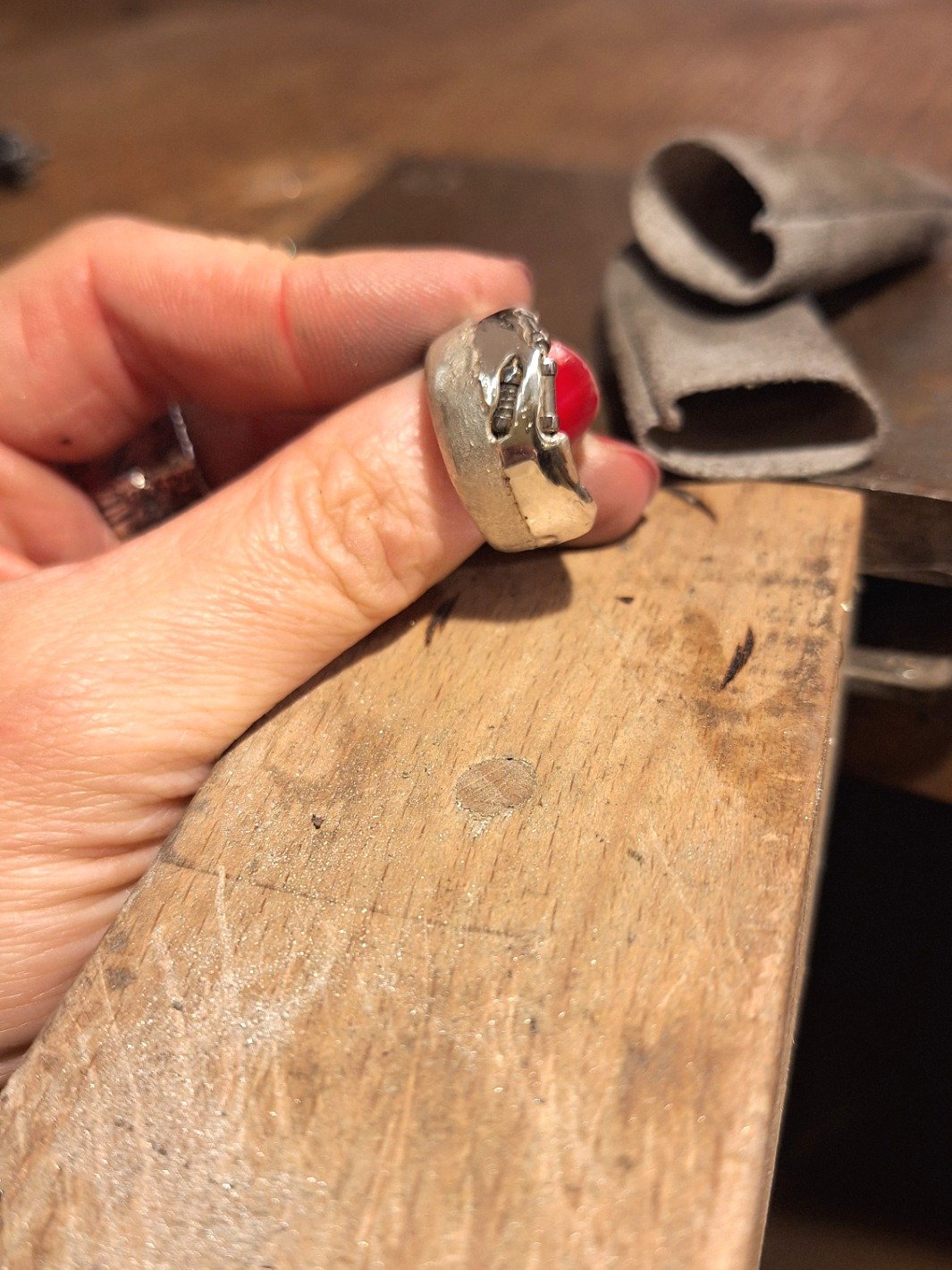 Custom order just finished on the bench! Silver ring created by @bronson_sequels
*
For inquiries and further details, DM or click the link in bio. Or come to find our jewellery @whatifberlin. 
Tue-Fri 15:30 - 19:00 / Sat 11:00 - 19:00
Pappelallee 12,