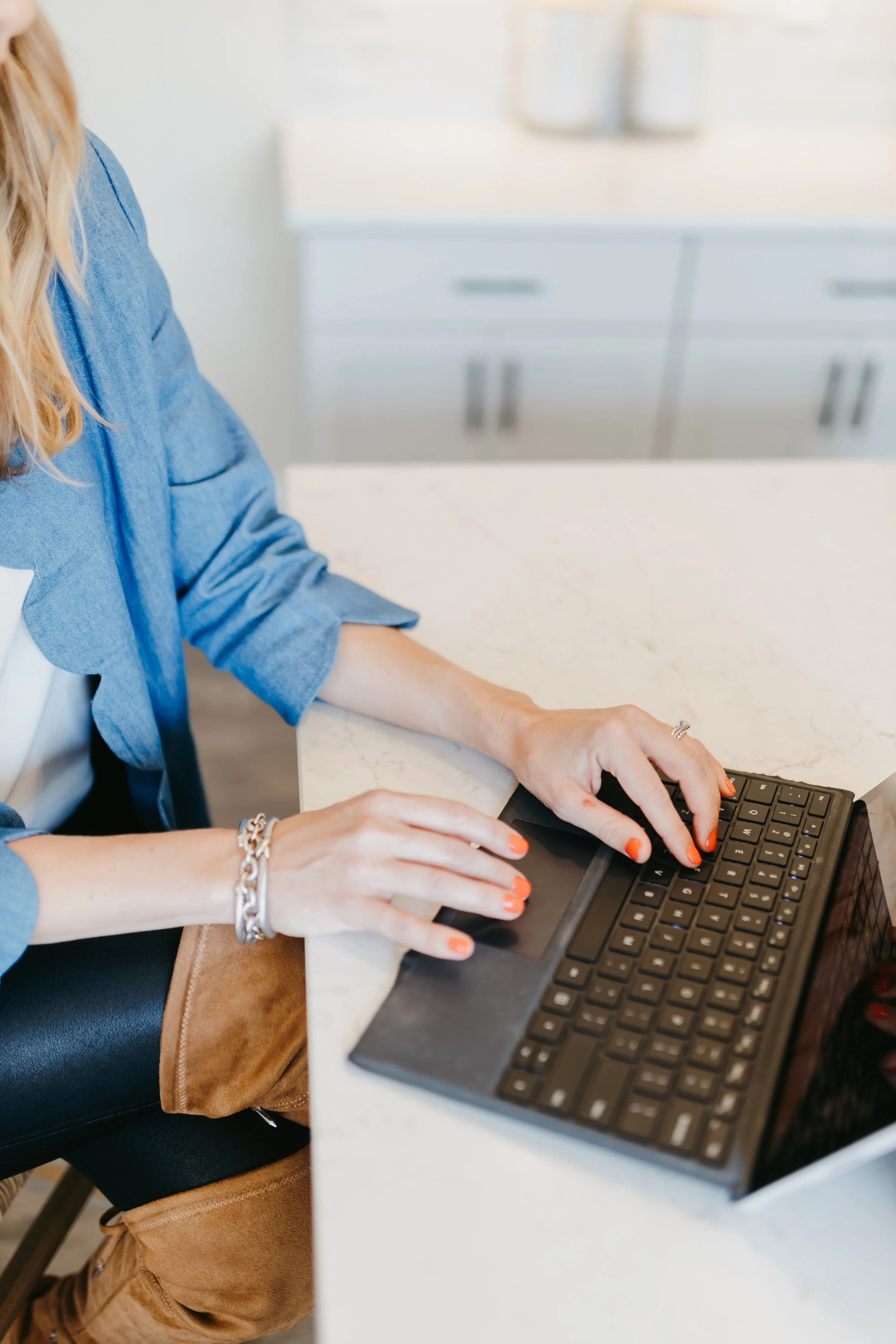 Selling before Buying