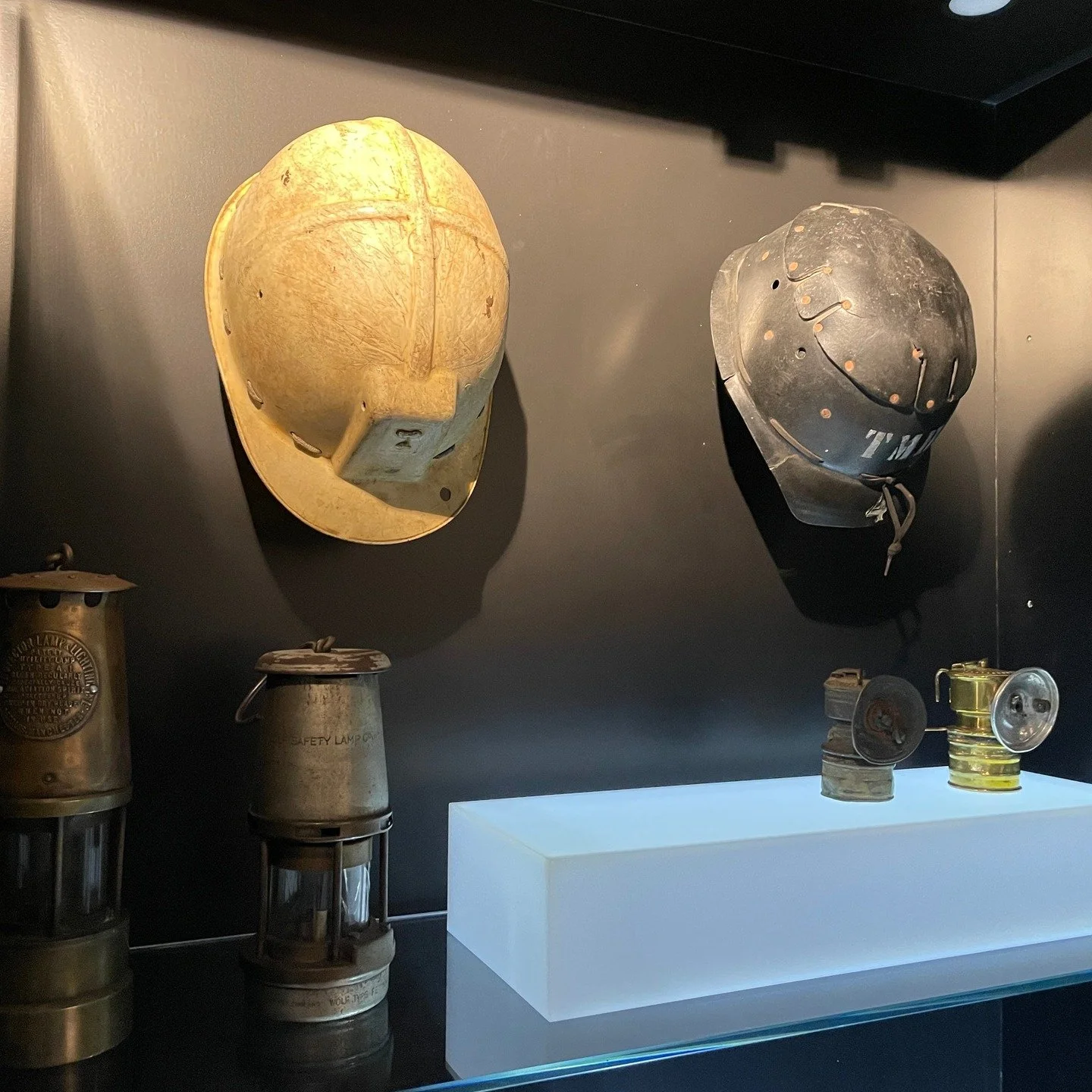 Some of our recent work from the newly opened Brora Heritage Centre.

Objects included mining helmets, farming equipment, a quern stone, an enormous set of bellows and a stone lintel.

@broraheritage @we_makethingshappen