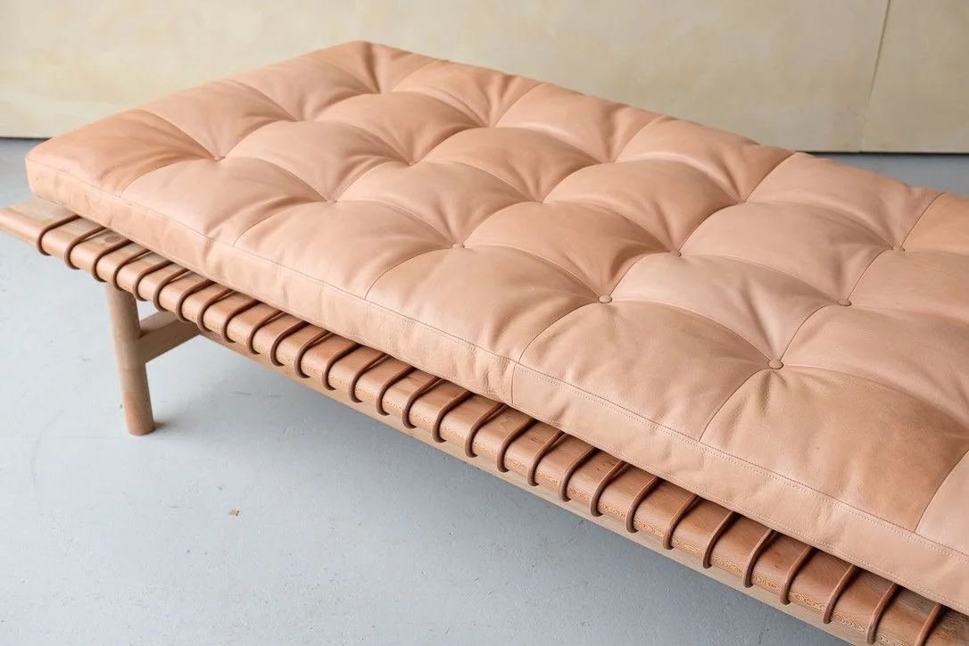 OTZI_Daybed_side.jpg