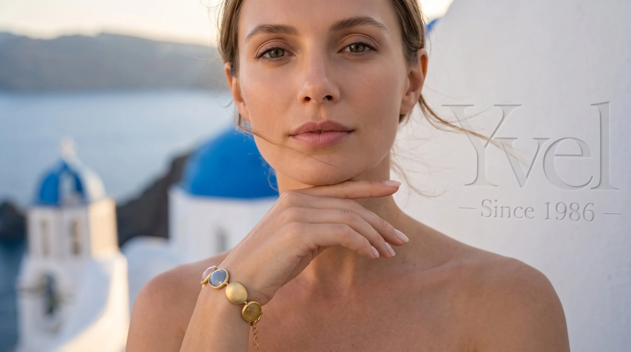 Woman_posing_with_bracelet_2K_202608201259.jpeg