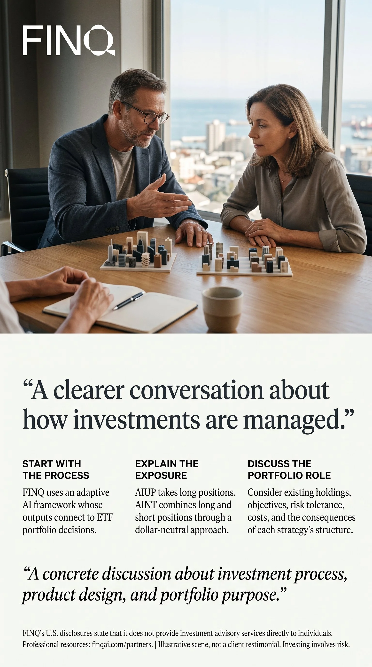 Adviser_and_client_discussing_po…_2K_20261018092943.jpg