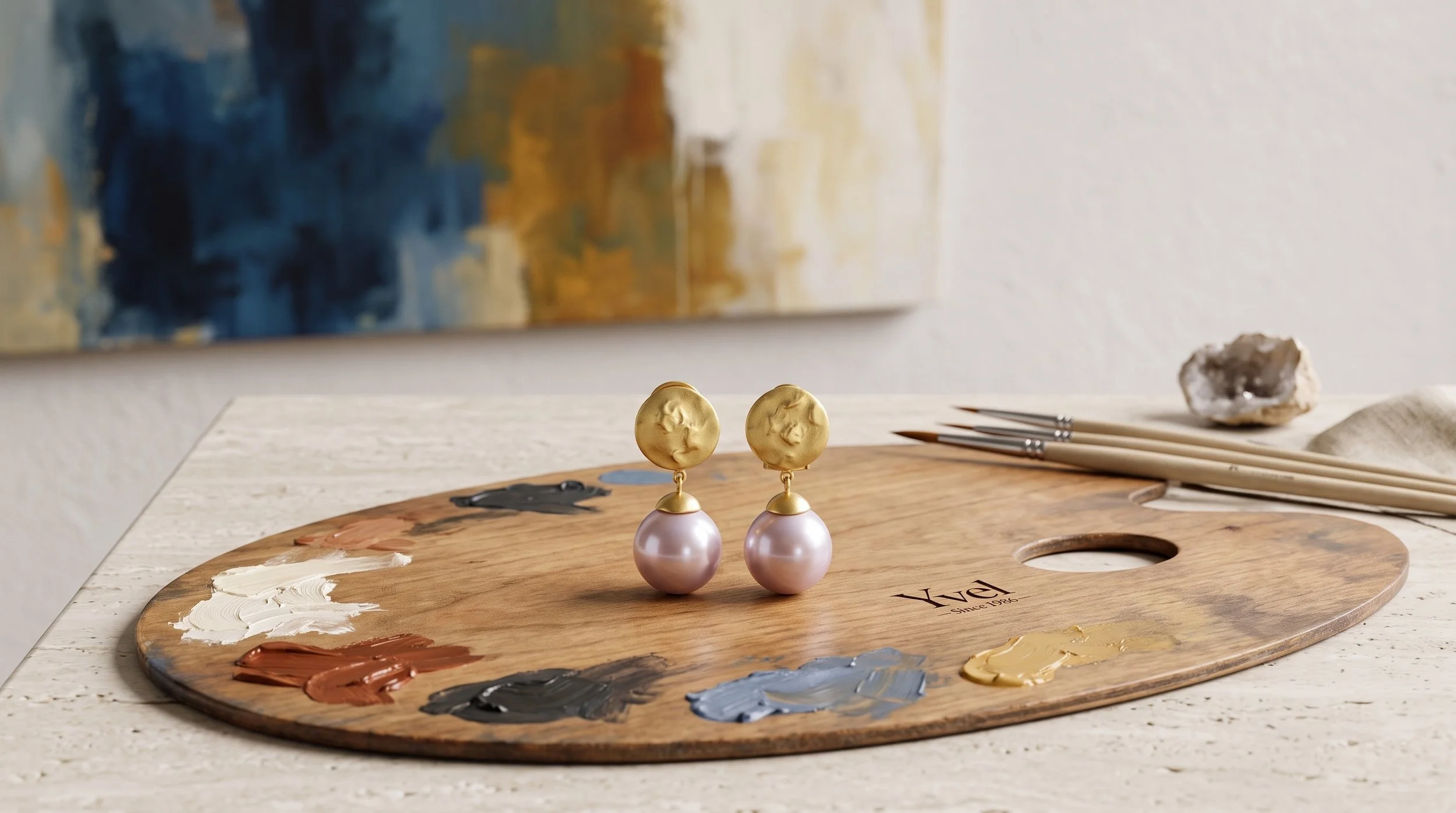 Earrings_on_wooden_palette_2K_202608201302.jpeg