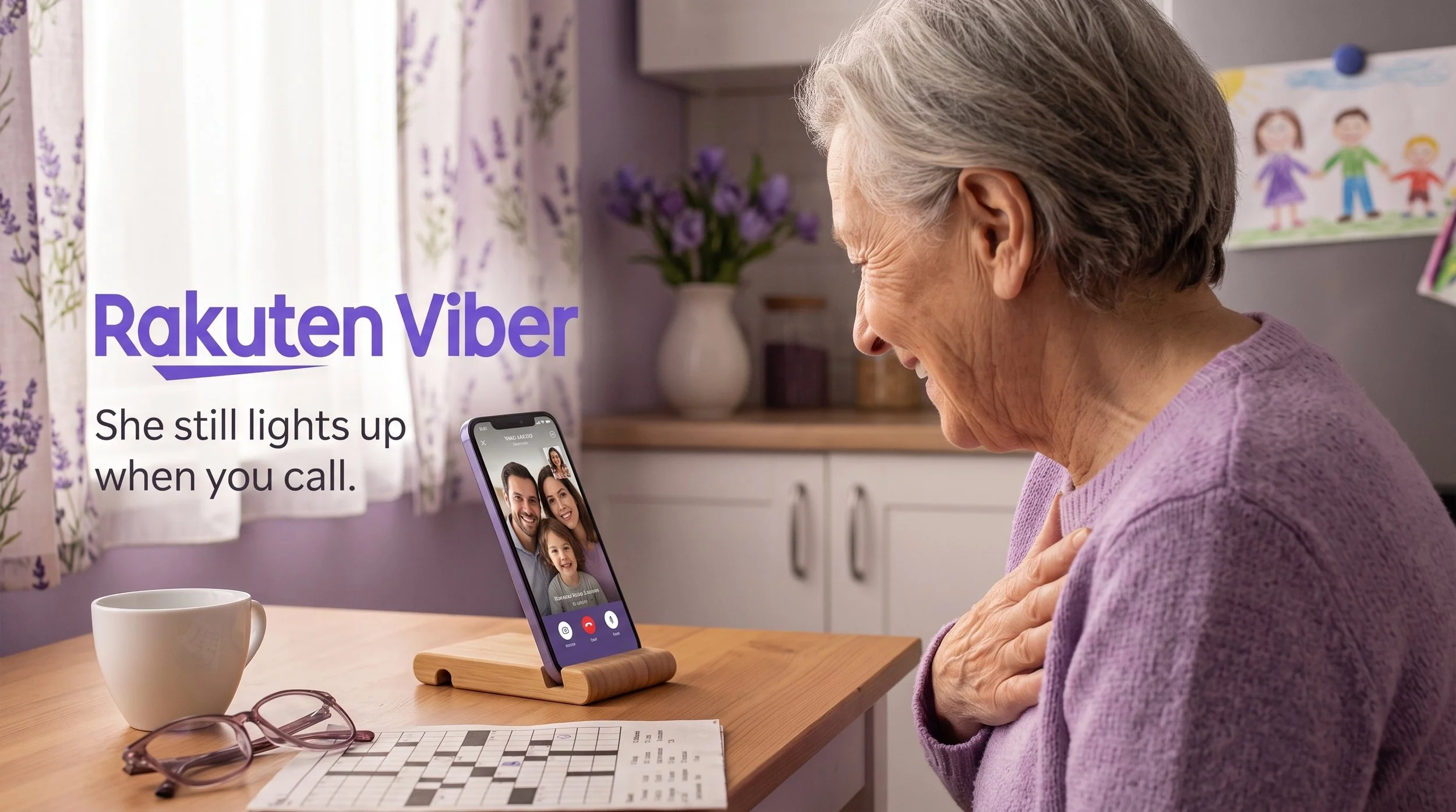 Grandmother_receiving_video_call_2K_202609081836 (1).jpeg