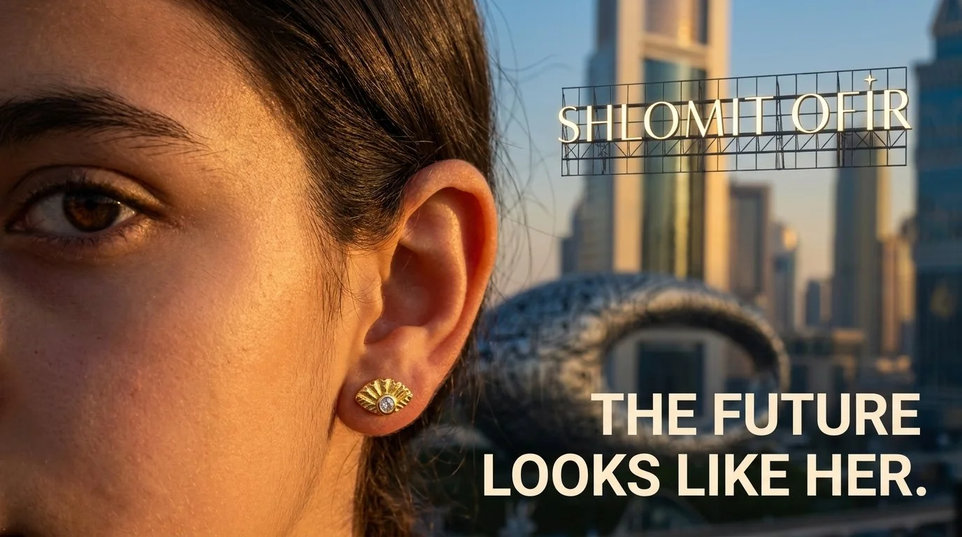 Girl_wearing_jewelry_campaign_ph…_202608231502.jpeg