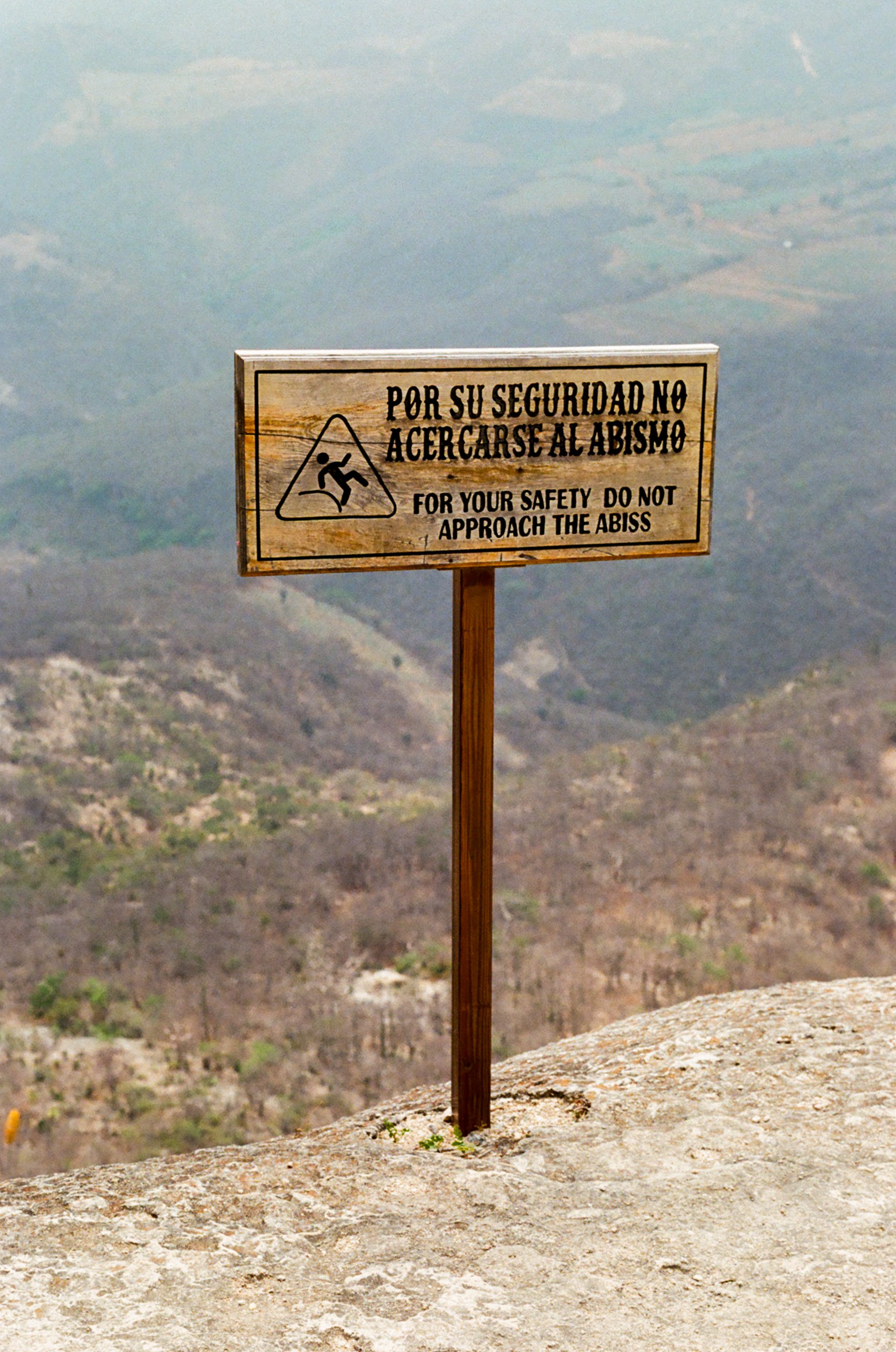 57300034.jpg