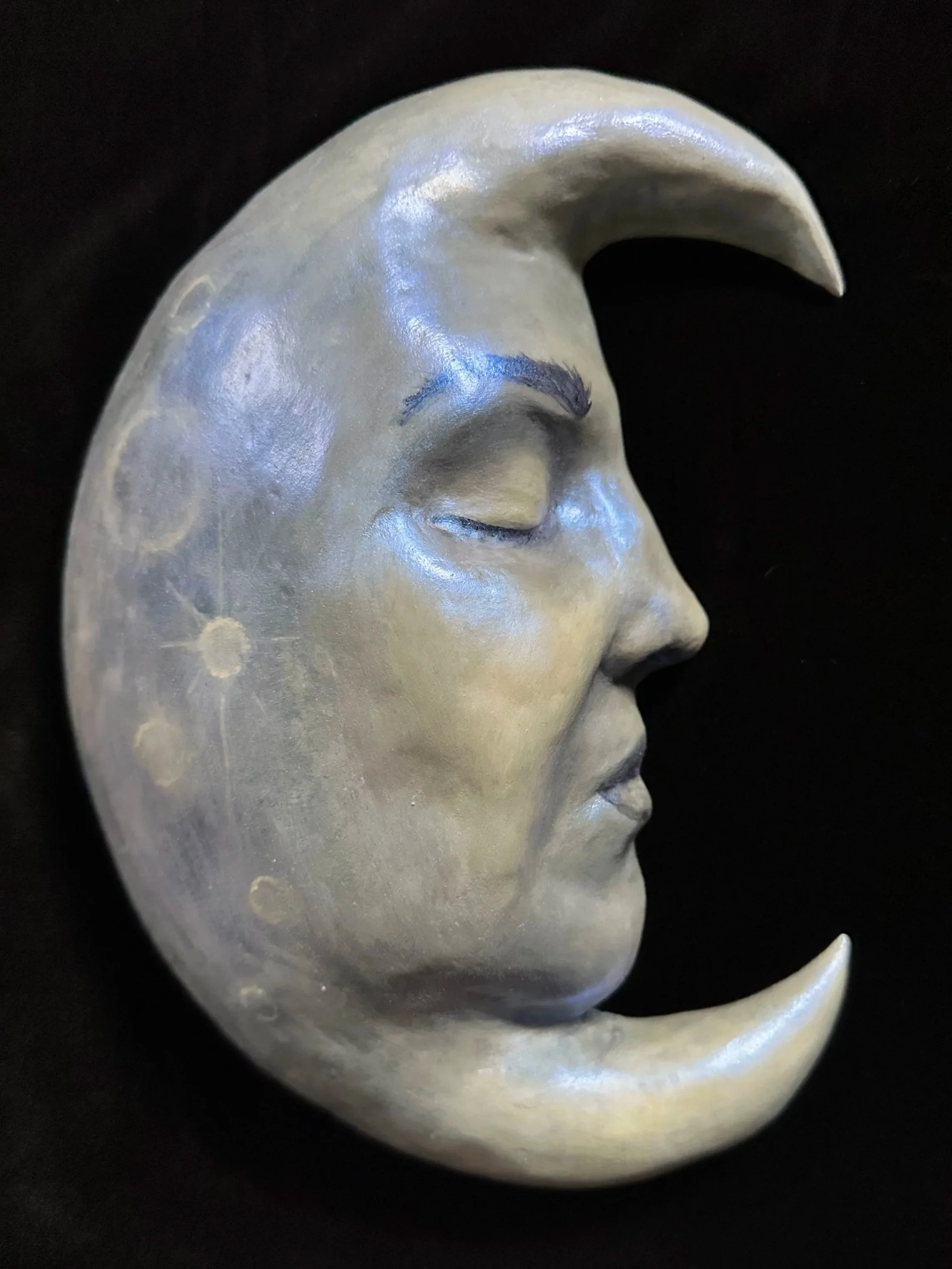 "Moonstone", Laura Nelsen, papier-mâché clay and acrylic paint, 10.5"x8"x2", 2024.