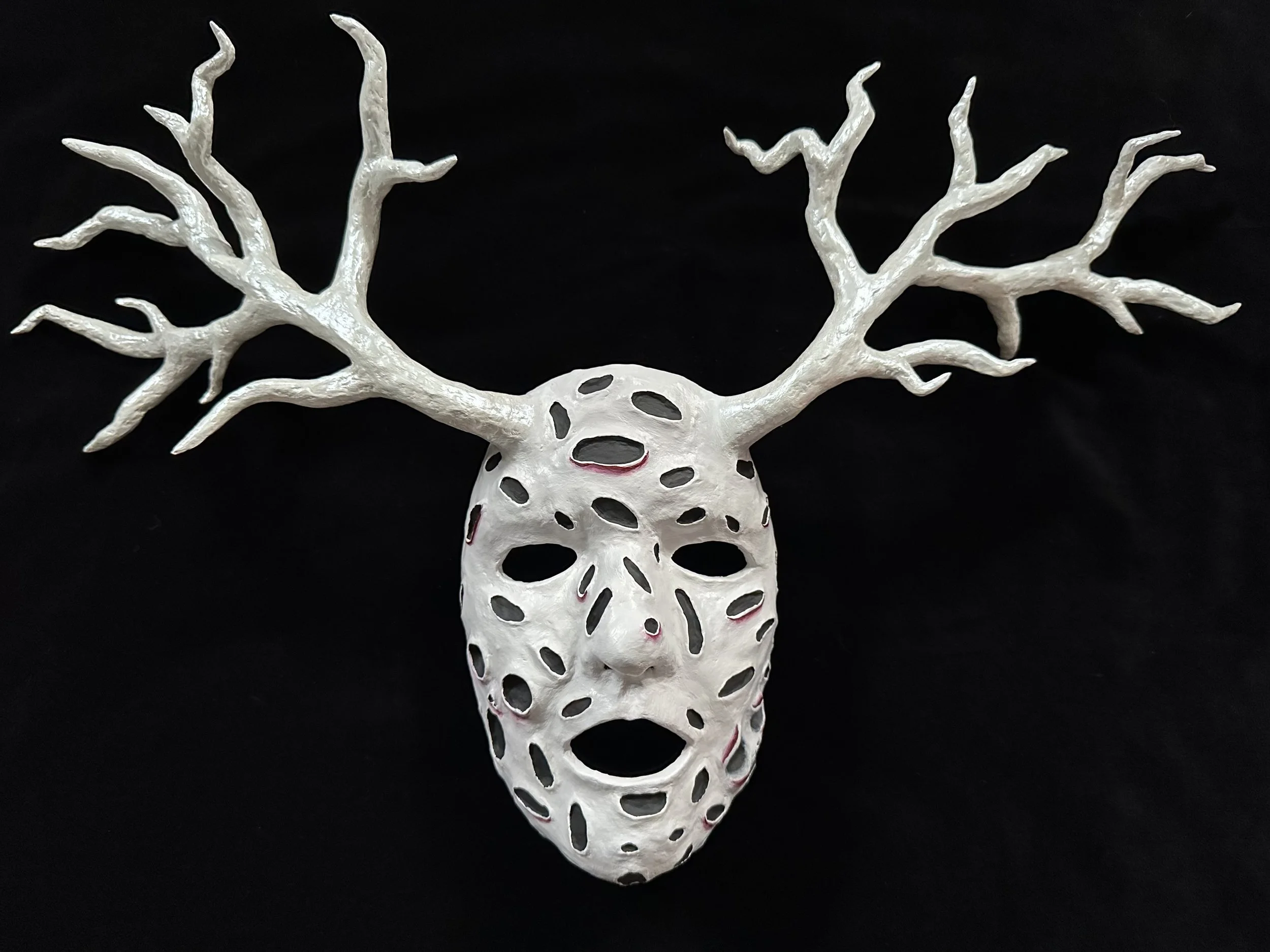 "The Beast", Laura Nelsen, papier-mâché clay and acrylic paint, 12.5"x20"x5", 2026.