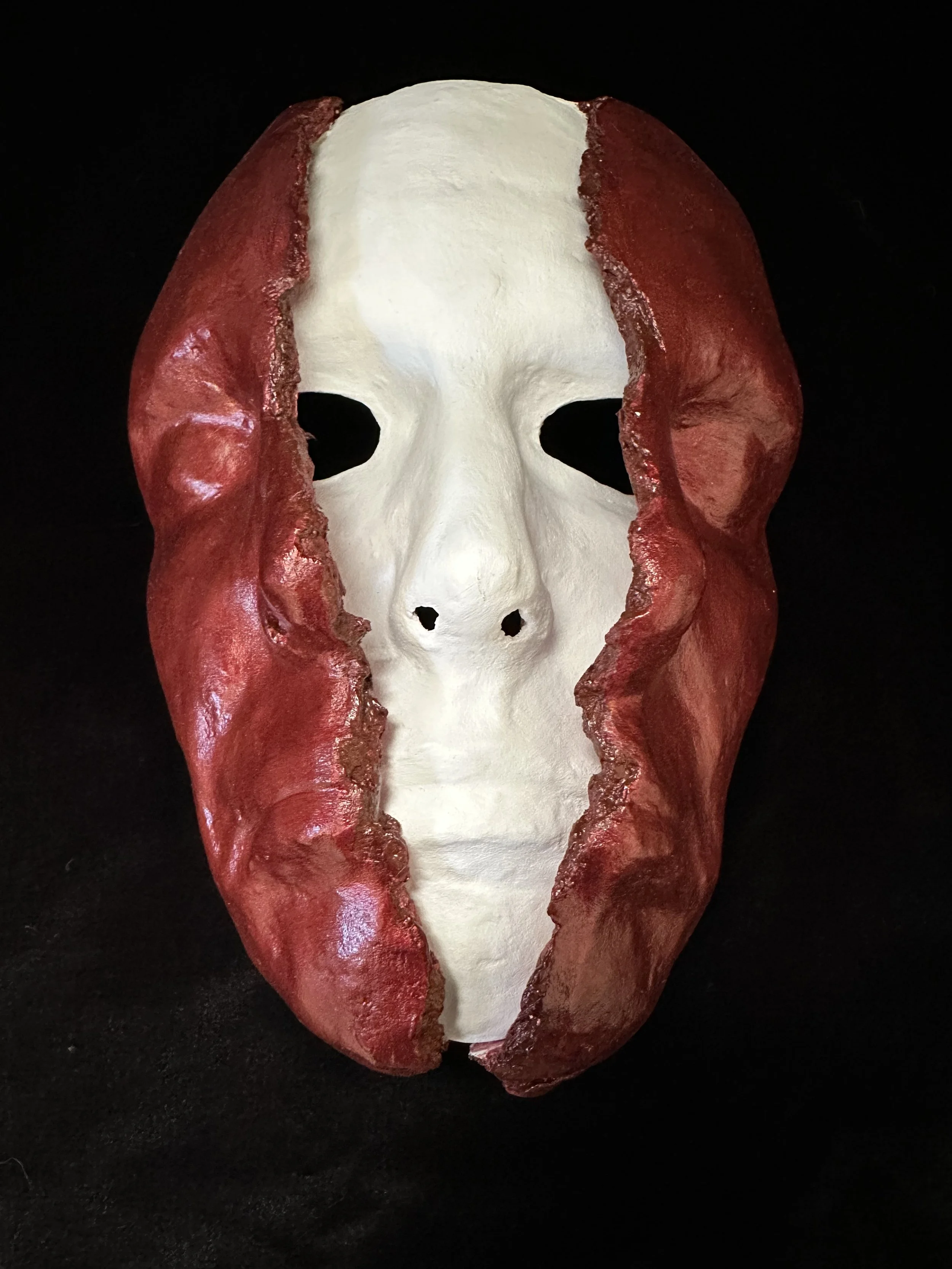"Breakthrough", Laura Nelsen, papier-mâché clay and acrylic paint, 8"x6"x3.5", 2025.