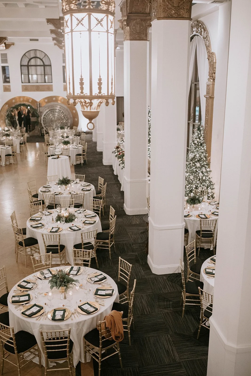 TC+-+121821+-+CATHOLIC+CHURCH+WEDDING+-+THE+NOBLE+ST+LOUIS+WEDDING+-+ST+LOUIS+WE (20).jpg