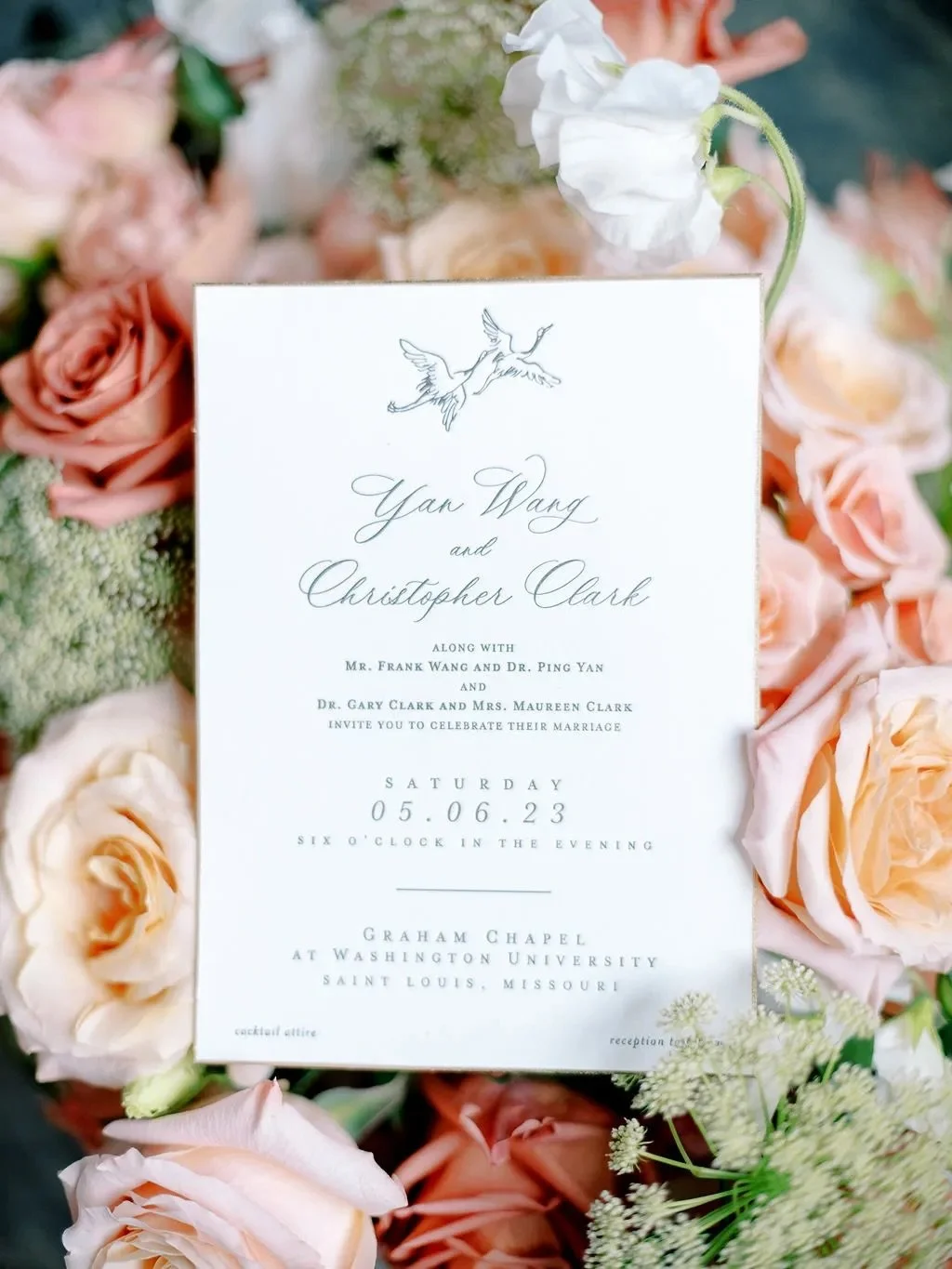For the couple who wants every detail to feel intentional&hellip; start with the stationery. 🤍

Your invitation suite is the foundation of the design story. It introduces your color palette, your aesthetic, and the feeling guests will experience lon