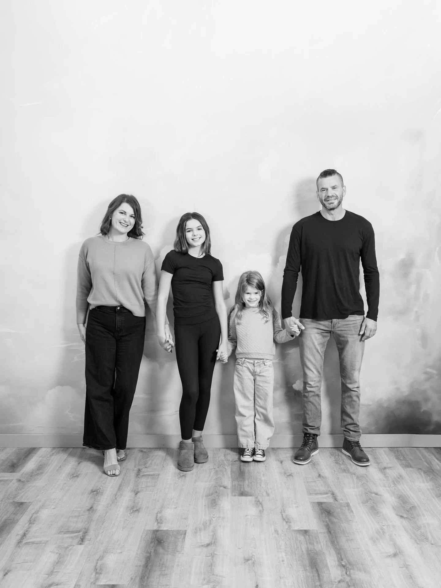 Merry Christmas from my precious family to yours. 🎄🎁🤍