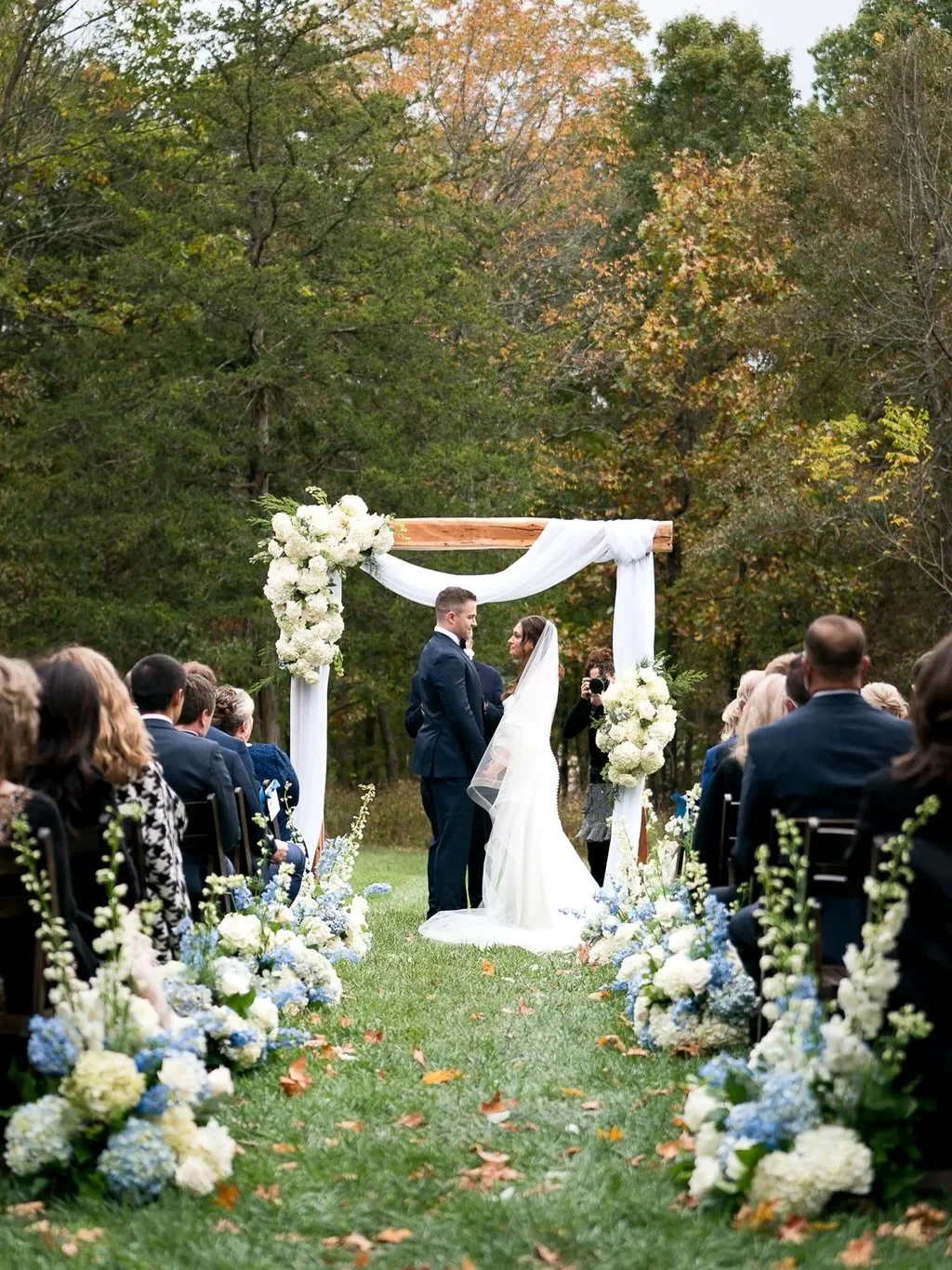 When nature sets the scene. 🤍

For Talia &amp; Joseph&rsquo;s ceremony, we let the landscape lead&mdash;layering soft, romantic florals into the natural surroundings to create a moment that felt timeless, intimate, and deeply meaningful.

Planning &