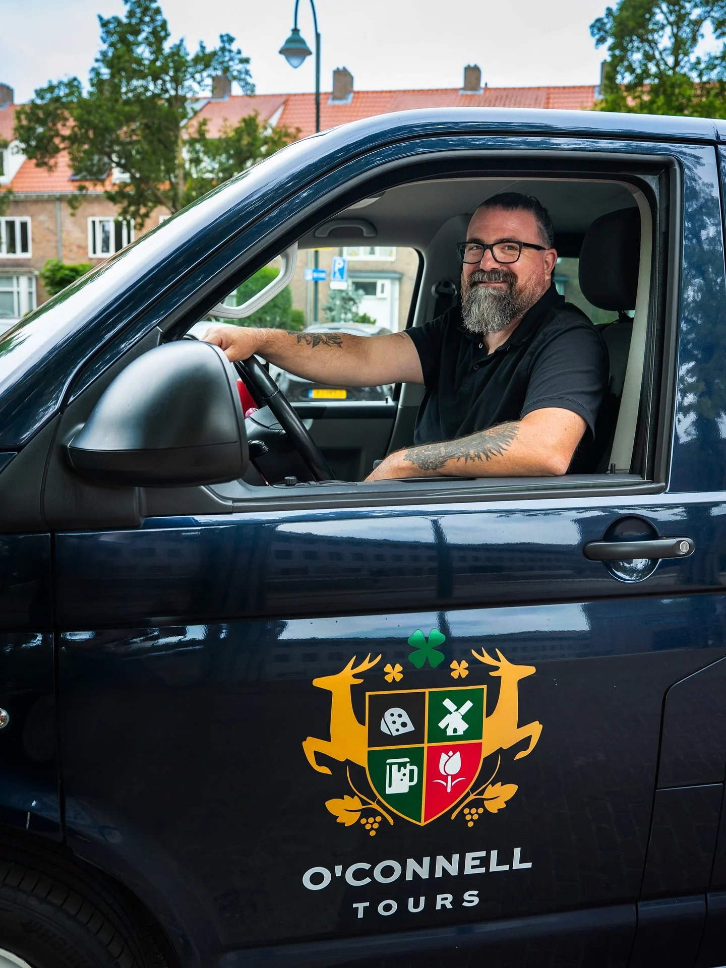 A couple of weeks ago I was lucky to get some time with @hannahedwardsphoto for some glamour shots of my van as well as a few headshots for me. I think they turned out great! Thanks Hannah!