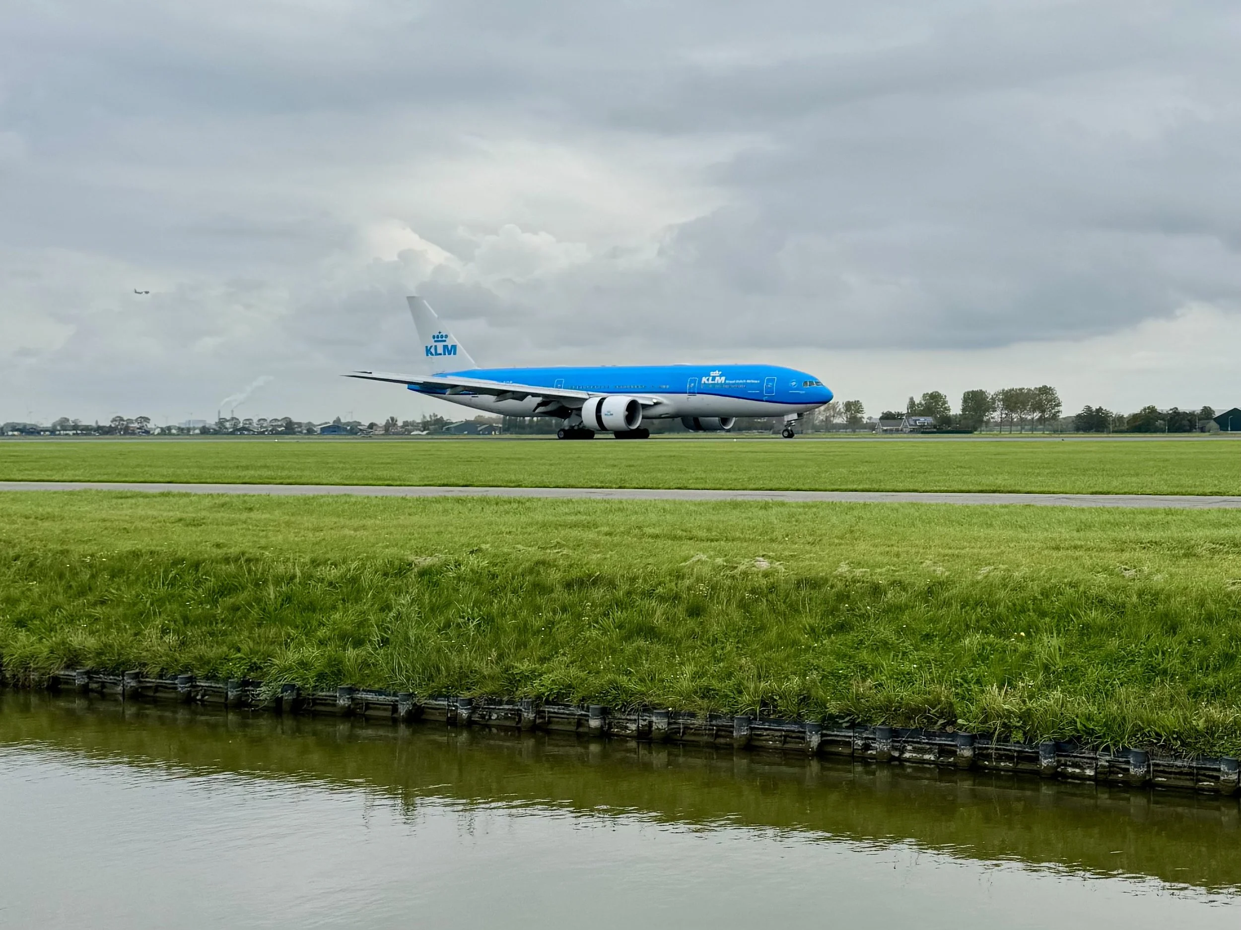 KLM Landing.jpeg