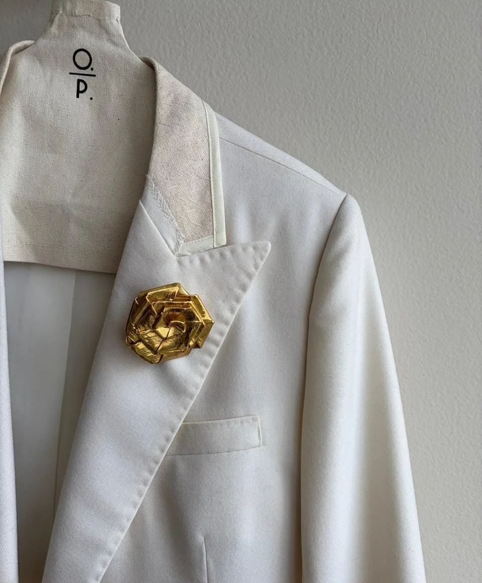 Broche de Rosa Mediano