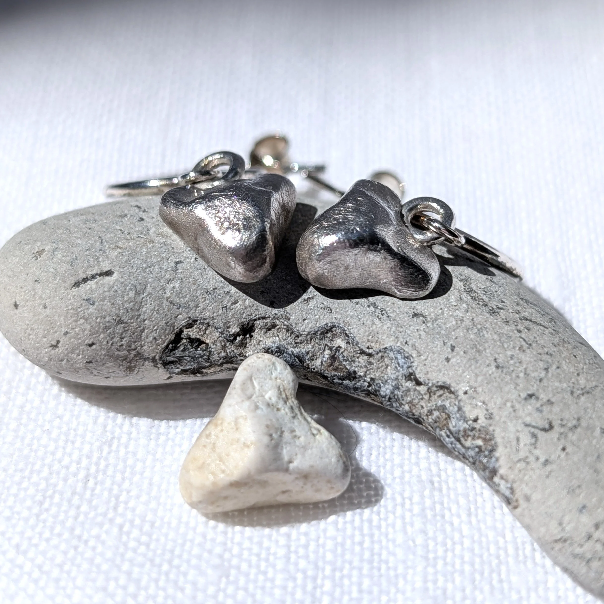 Small Handmade Silver Heart Open-Hoop Earrings (2).jpg