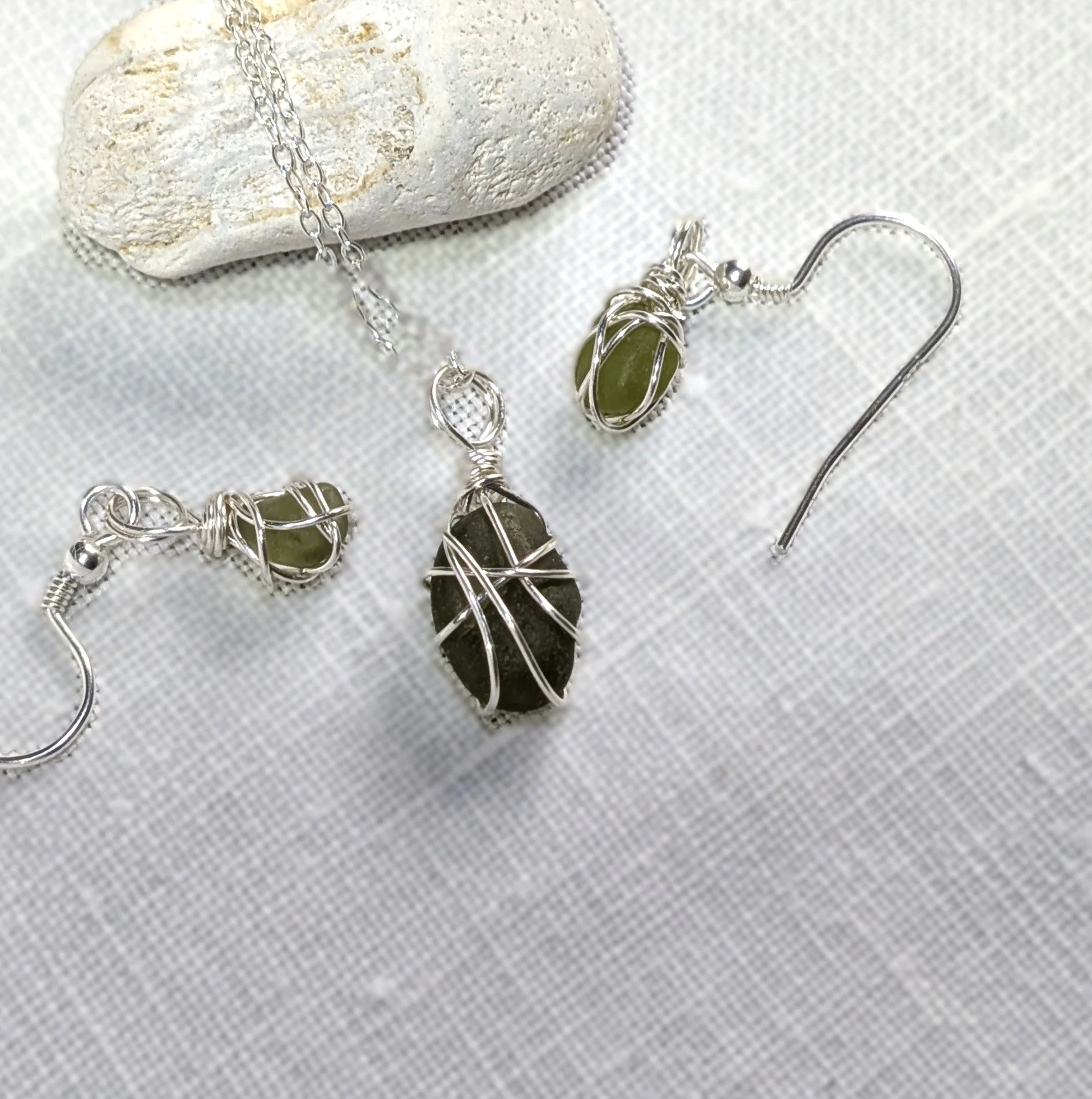 Light-Olive-Green-sea-glass-necklace-earrings-set (4).jpg