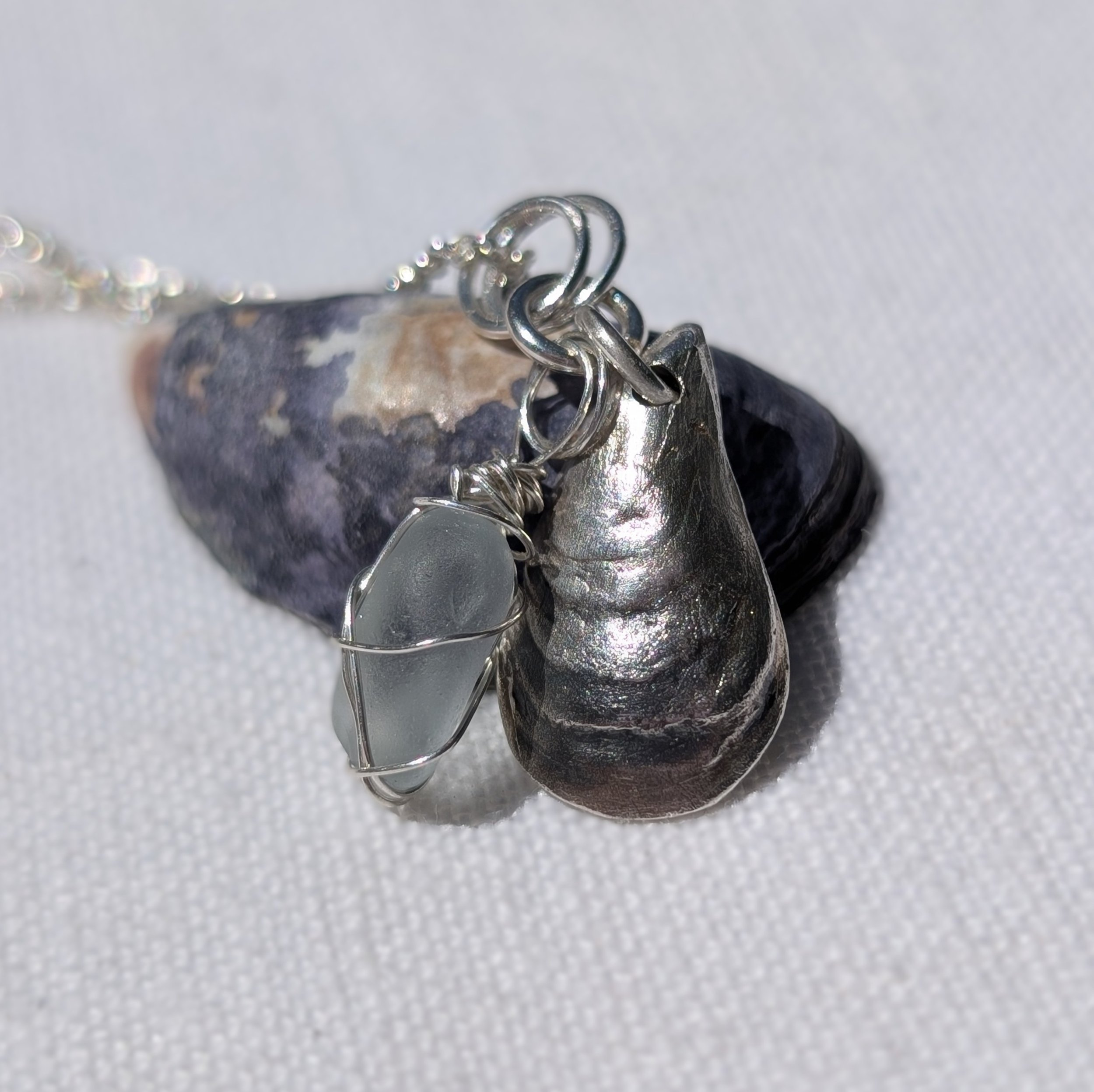 Handmade Silver Mussell and Sea-glass Necklace (5).jpg