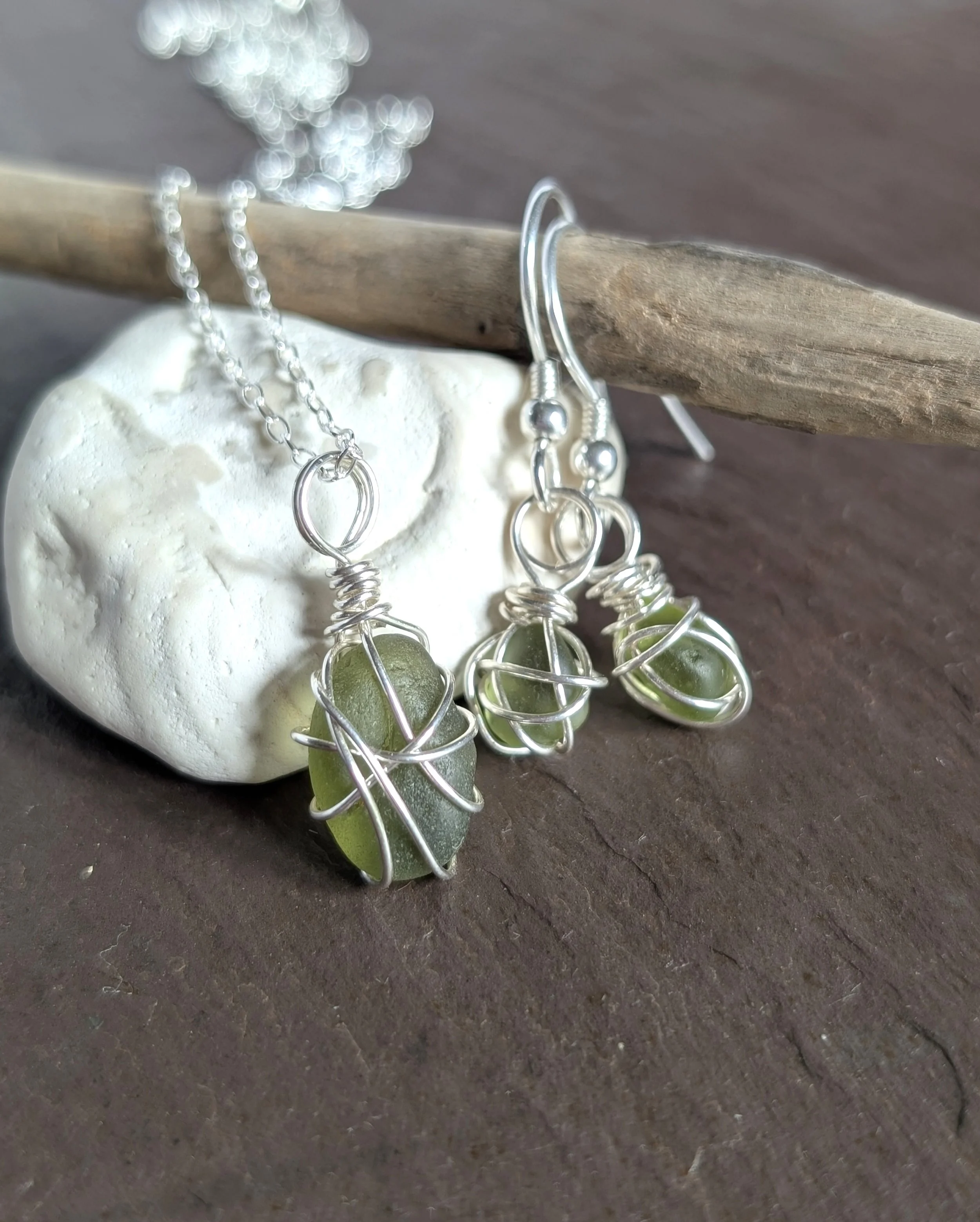 Light-Olive-Green-sea-glass-necklace-earrings-set (10).jpg