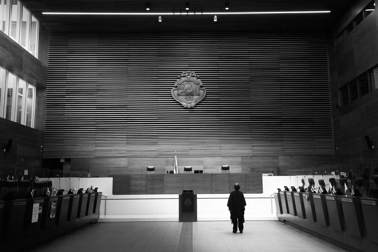 A solas con la patria