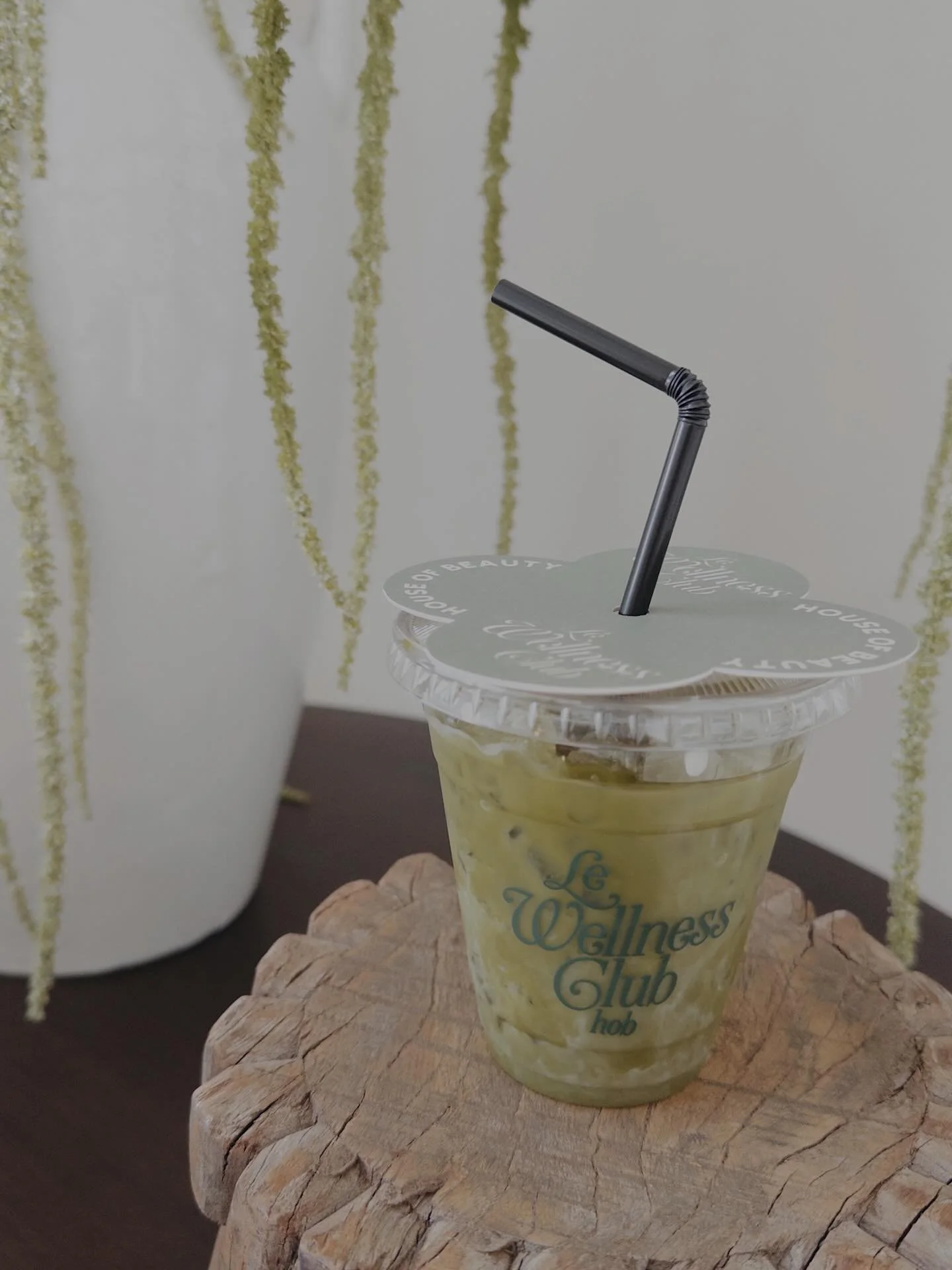 Le Wellness Club 🥝🍐🍋&zwj;🟩

Celebrating our amazing nurse practitioner @kellijo.houseofbeautyxkt being featured in this month&rsquo;s wellness issue of @littlerocksoiree + the launch of our expanded peptide menu 

An afternoon of innovation, beau