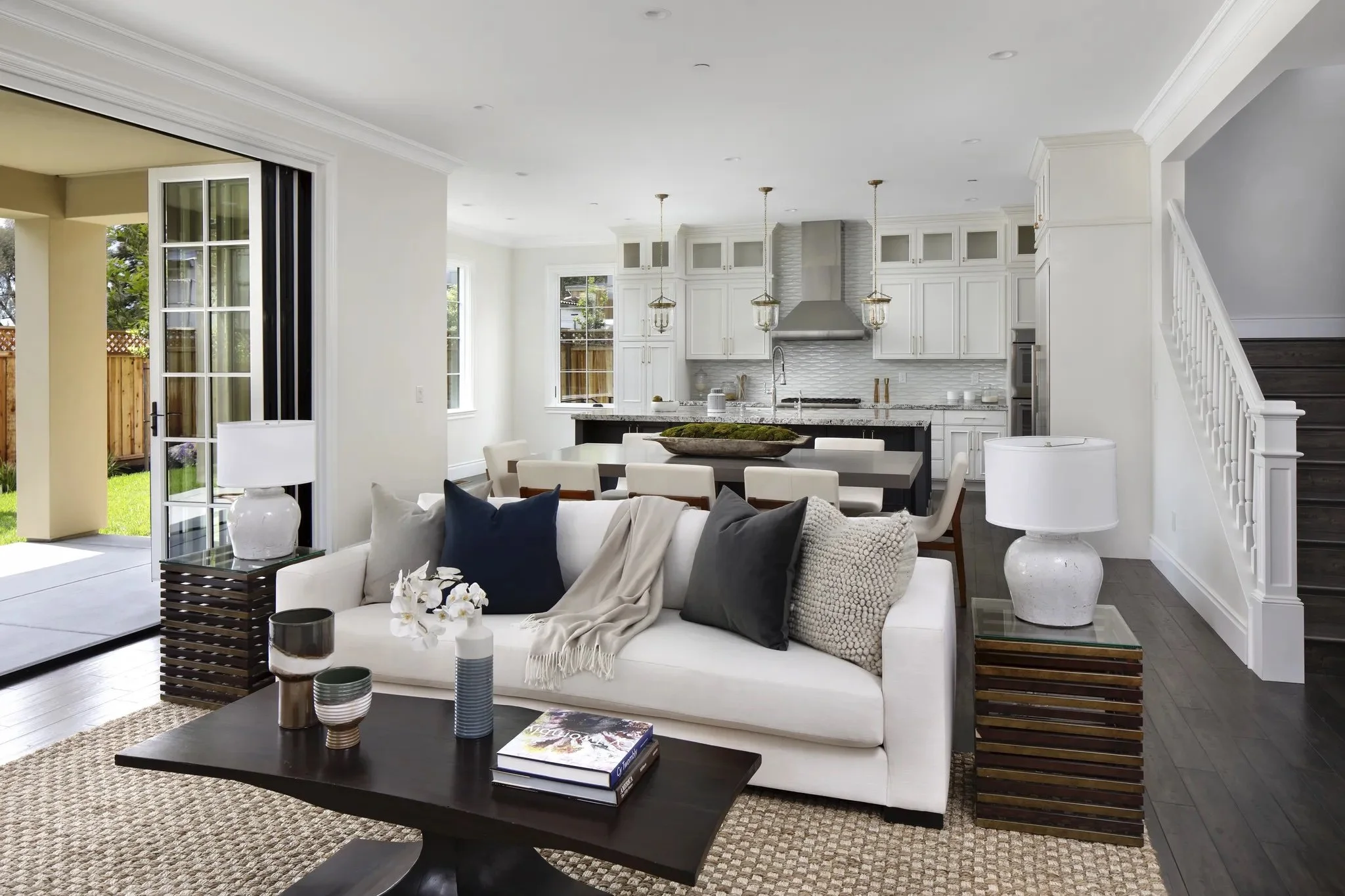 621b4bde28aa73adffa89a9e138c9596l-b4155675934rd-w2048_h1536 copy.jpg