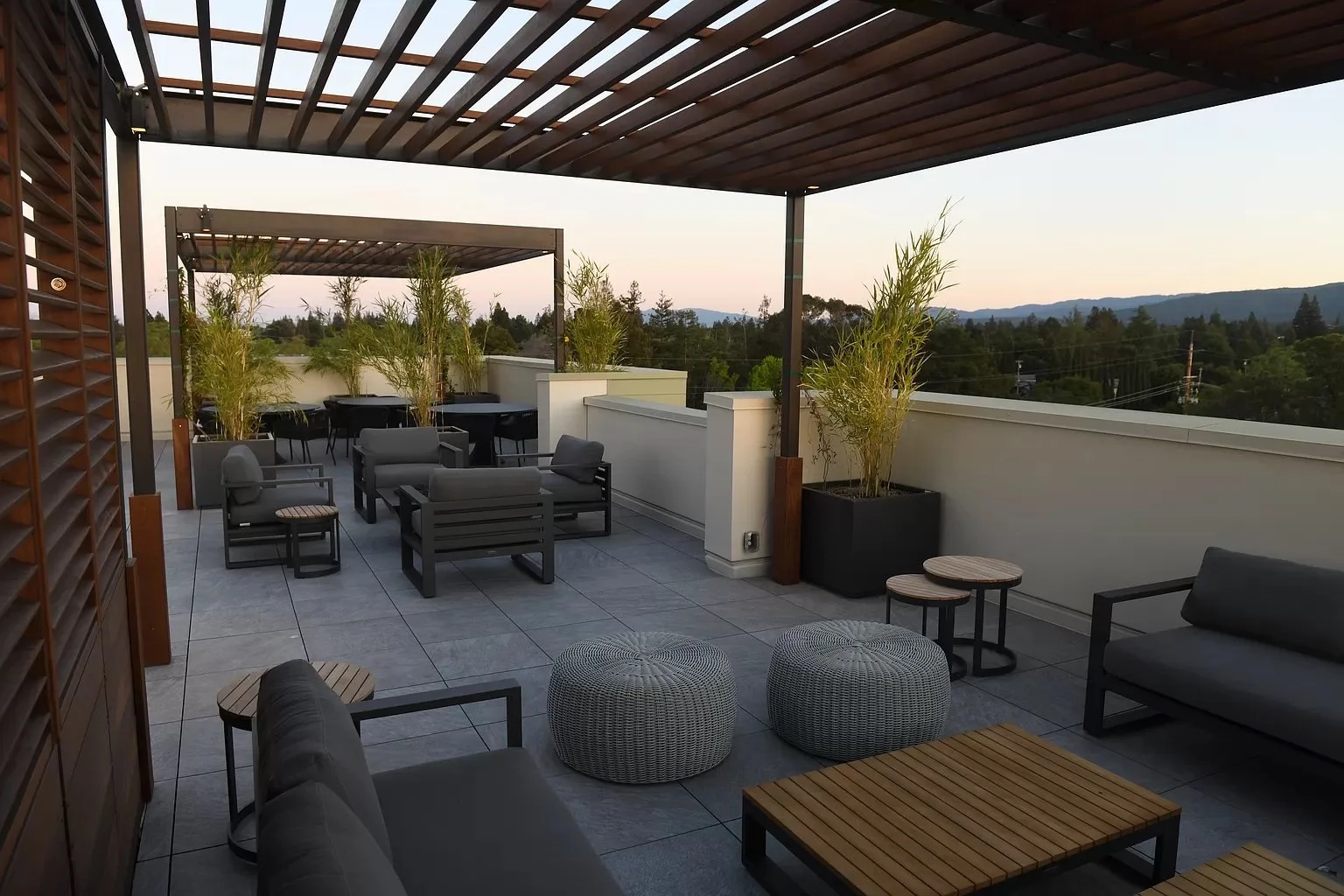 7204de58b34f0e24dc39ffbb4975da97-uncropped_scaled_within_1536_1152 copy.jpg