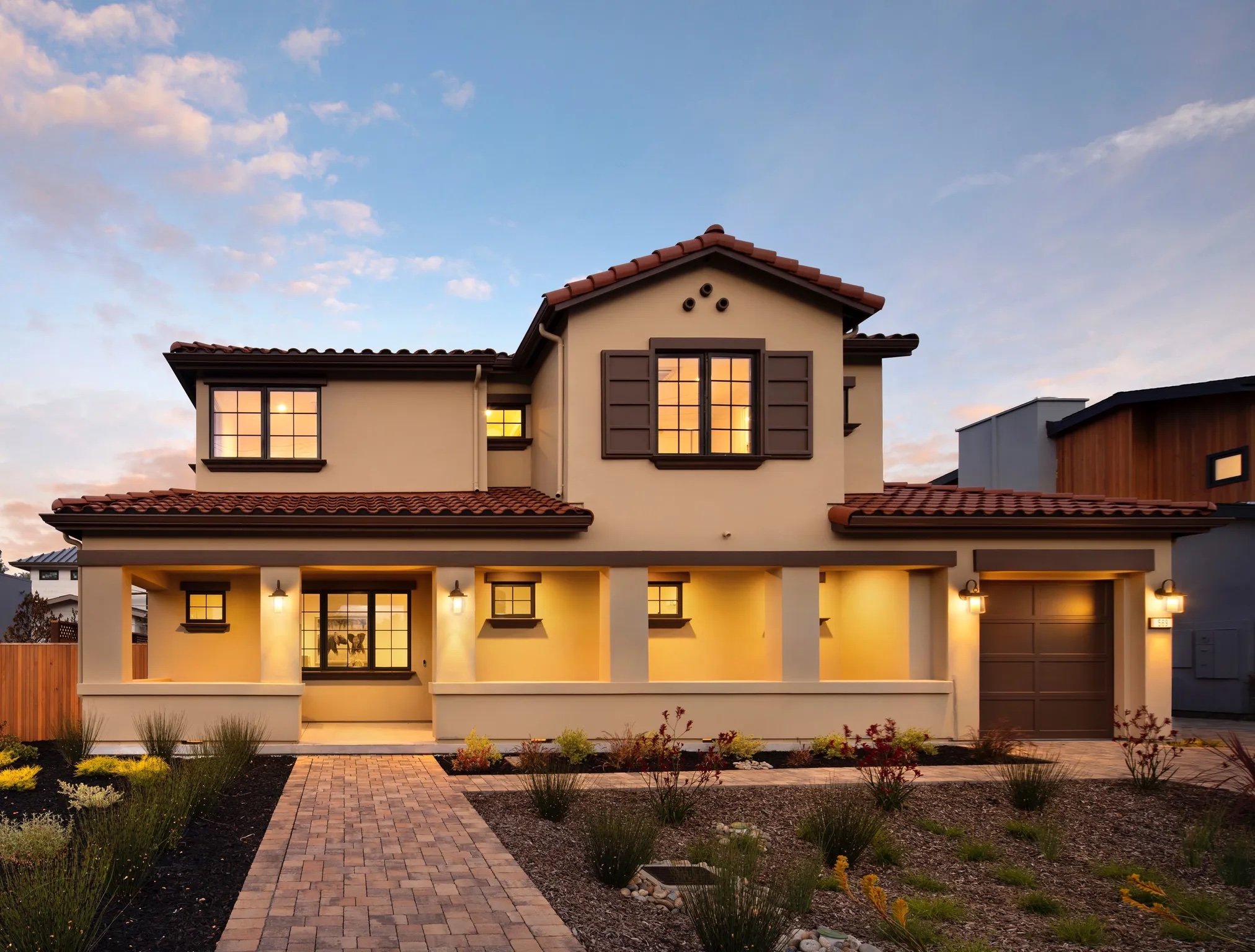 621b4bde28aa73adffa89a9e138c9596l-b711448451rd-w2048_h1536 copy.jpg