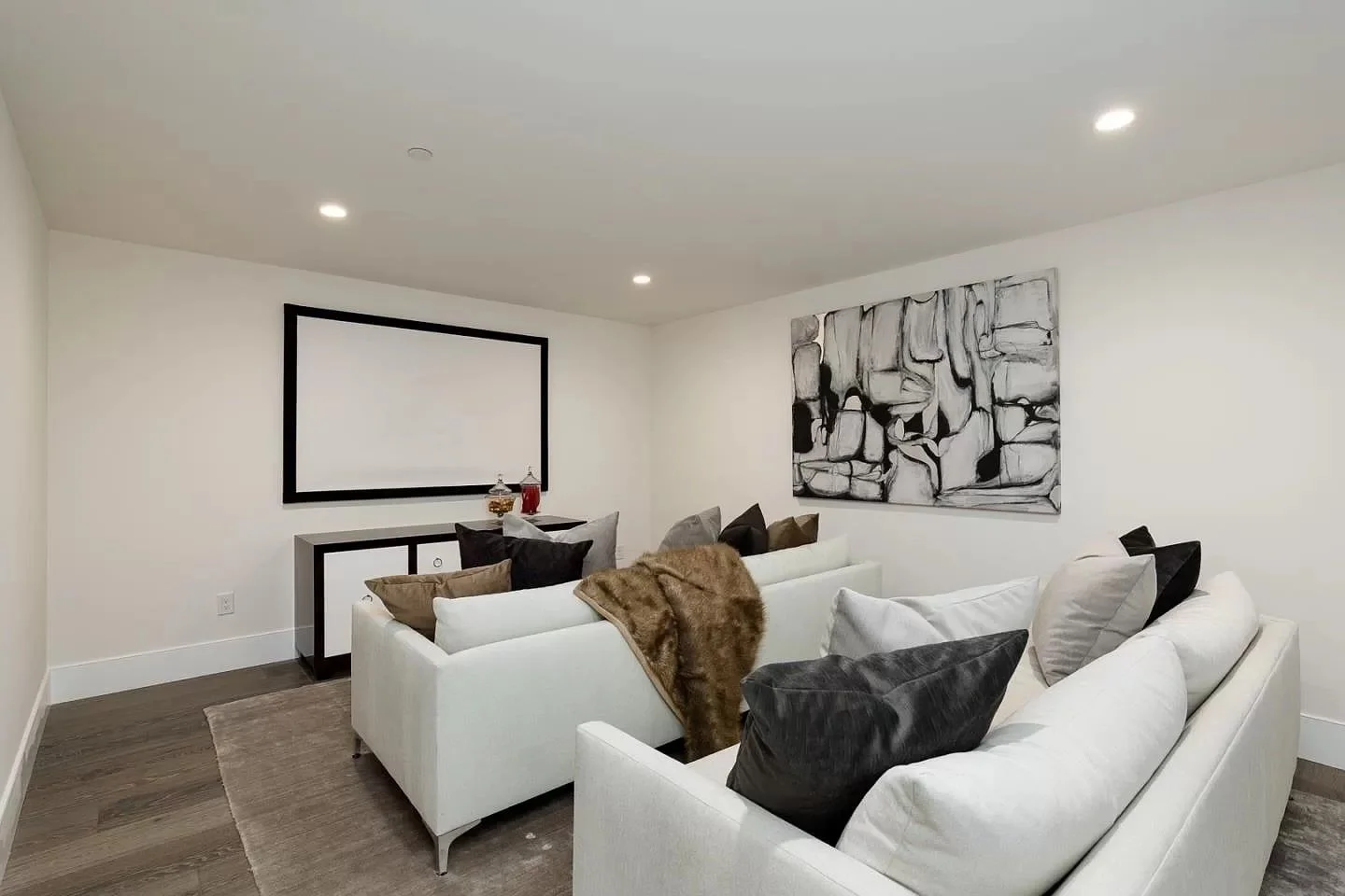 4f4d7378599f65c9139149c68651a197-uncropped_scaled_within_1536_1152 copy.jpg