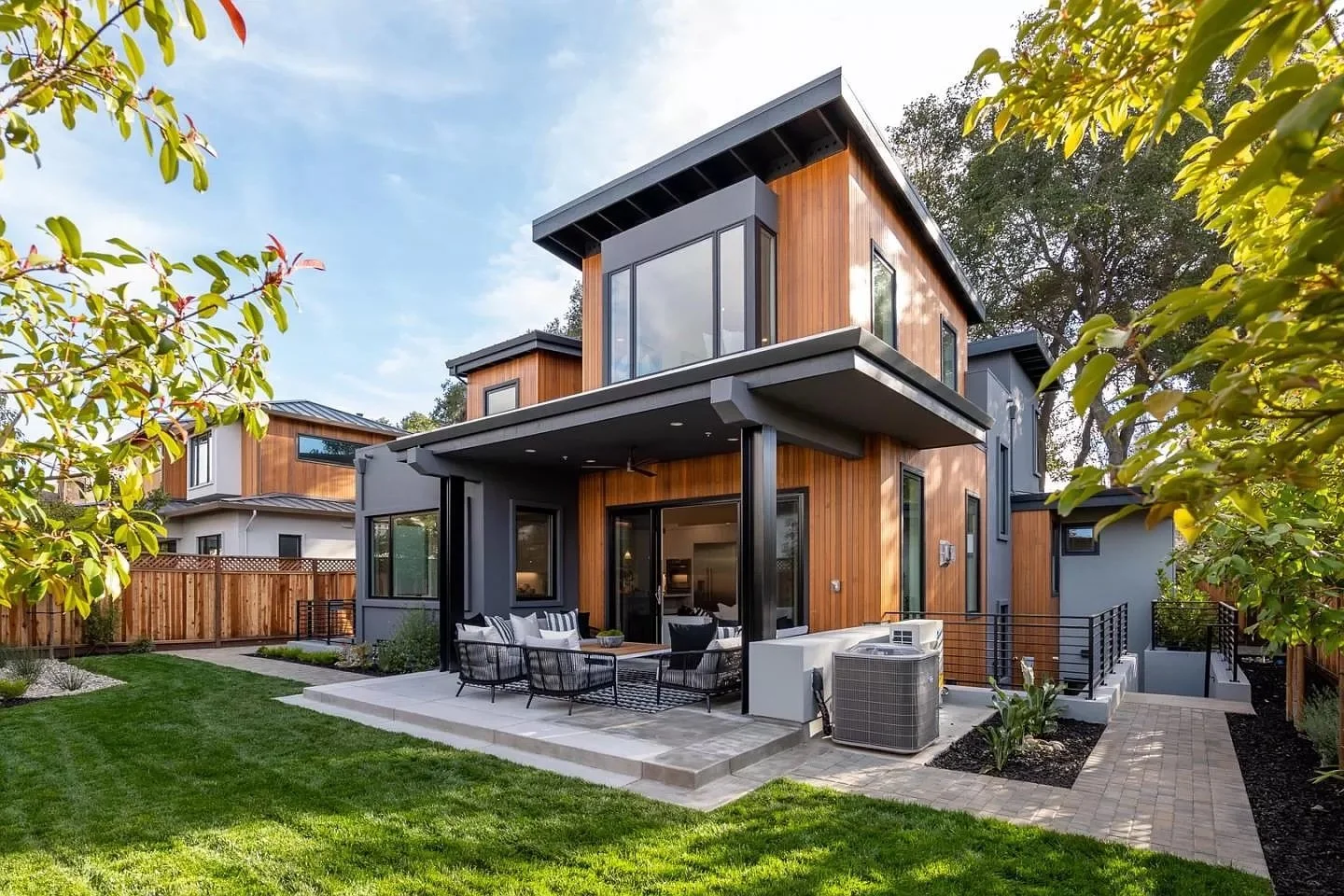 af7a9b1da3c15656a6af70cfe84c7651-uncropped_scaled_within_1536_1152 copy.jpg