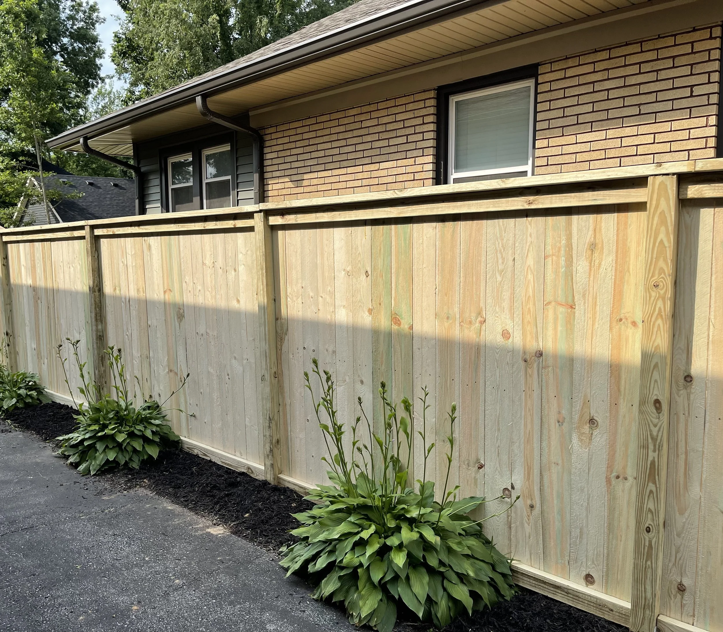 Picture Frame Fence .jpg