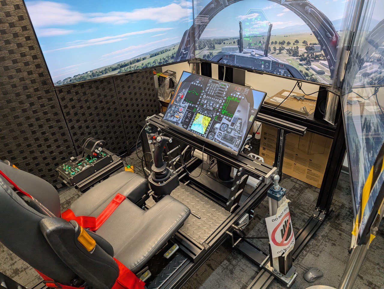FliteSim.com-4DOF-5.jpg