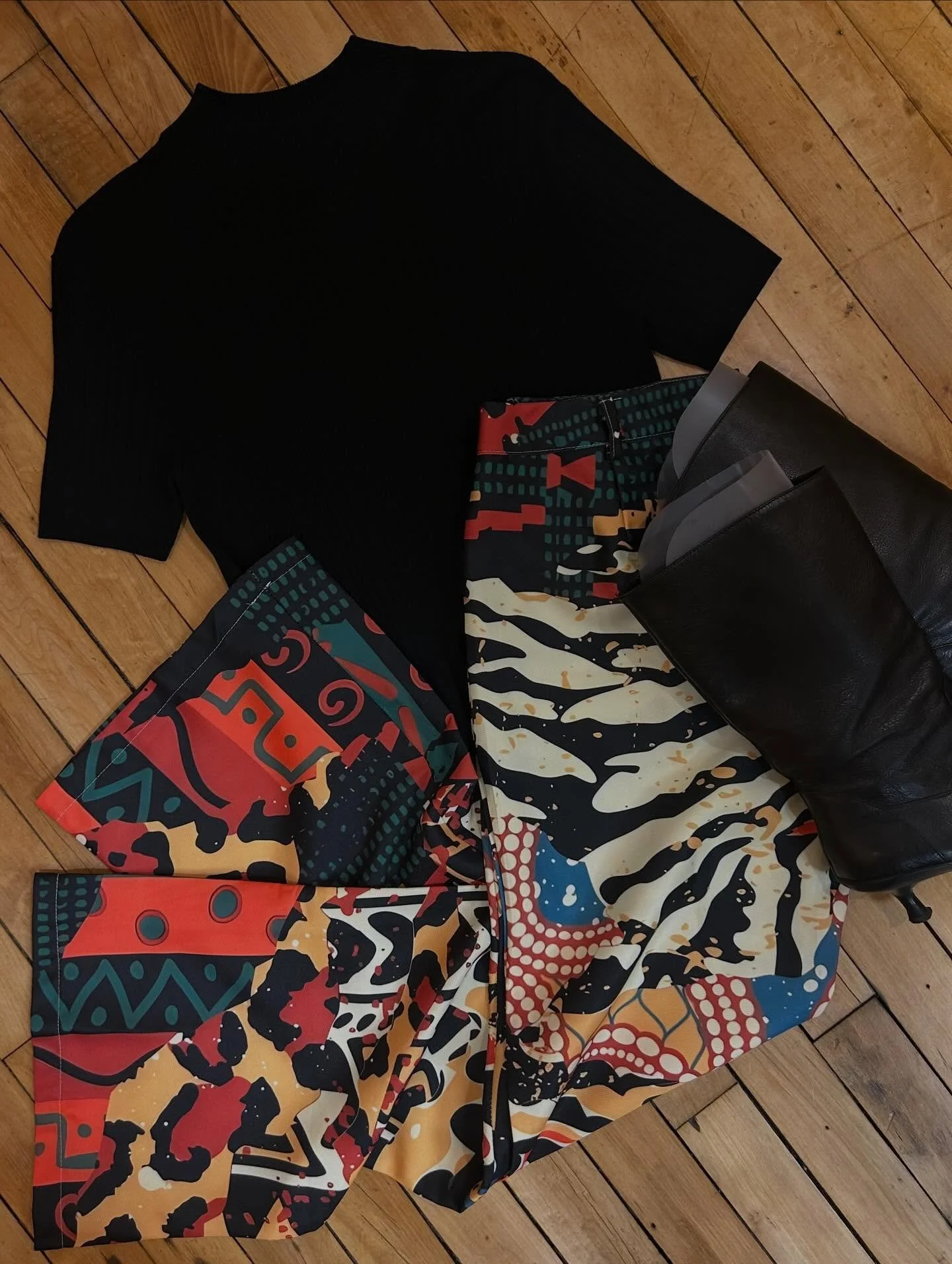 Funky pants make the outfit! 

RFS Hours ⭐️
Tues 10-1
Thur 4-6
Fri 1-5
Sat 10-1