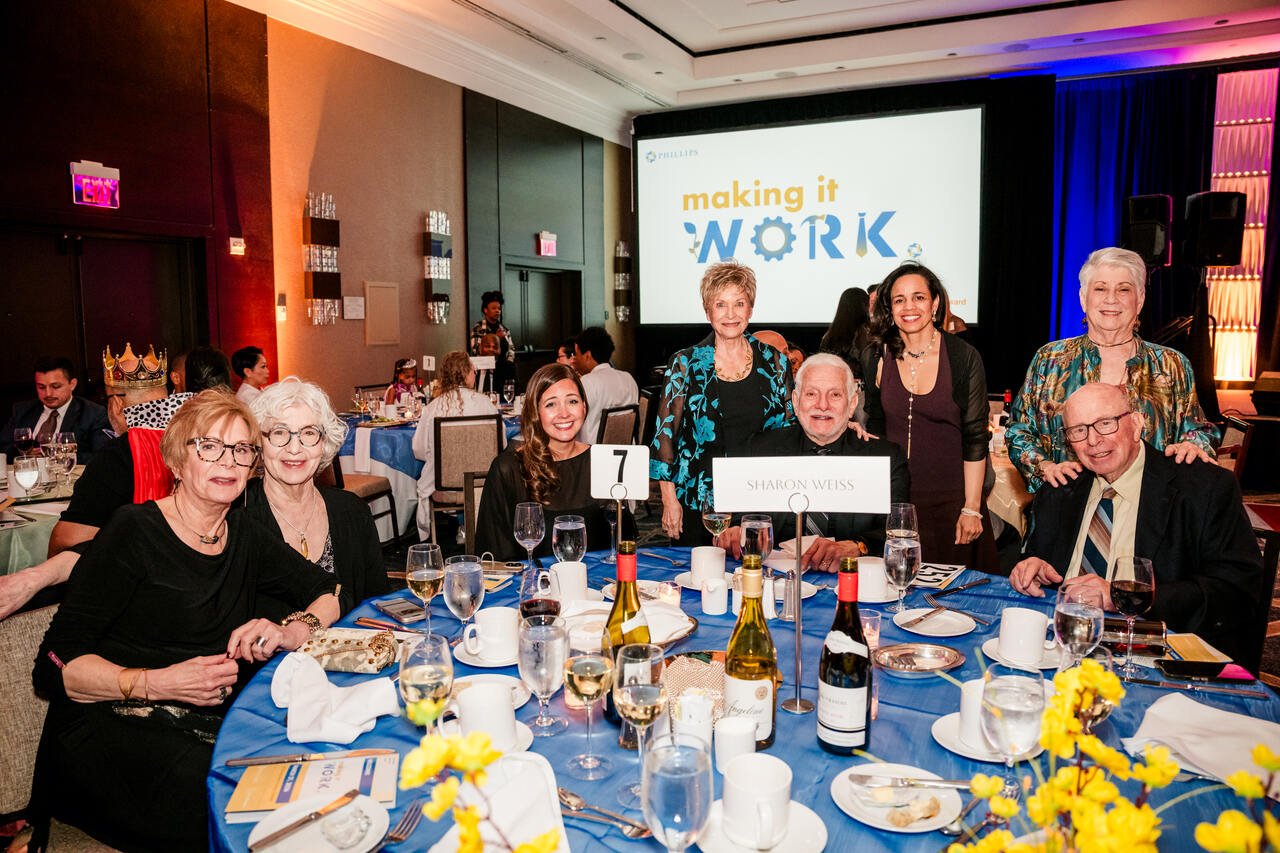 PHILLIPSPrograms-MakingitWorkGala-224_Easy-Resize.com.jpg