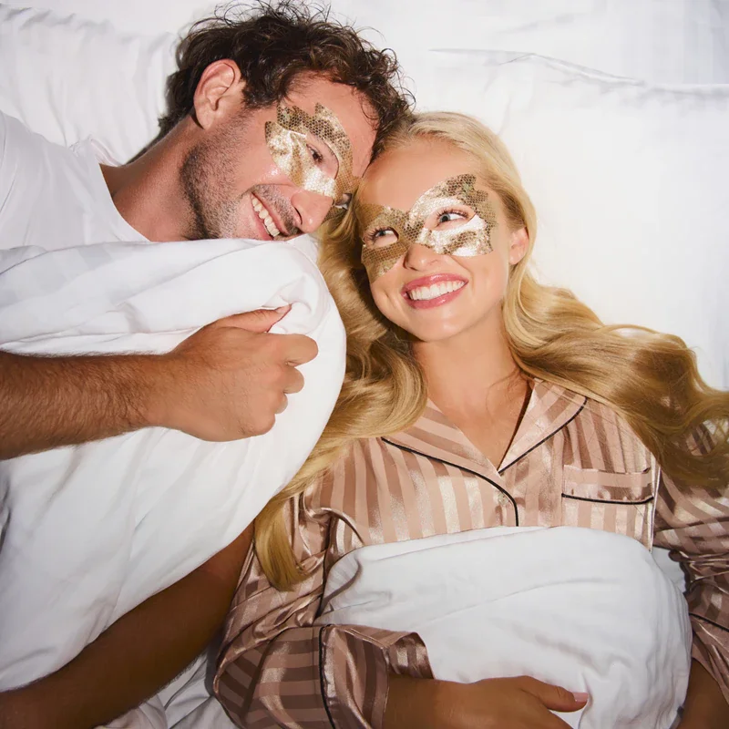 lifting-and-moisturizing-active-eye-sheet-mask___260526.webp