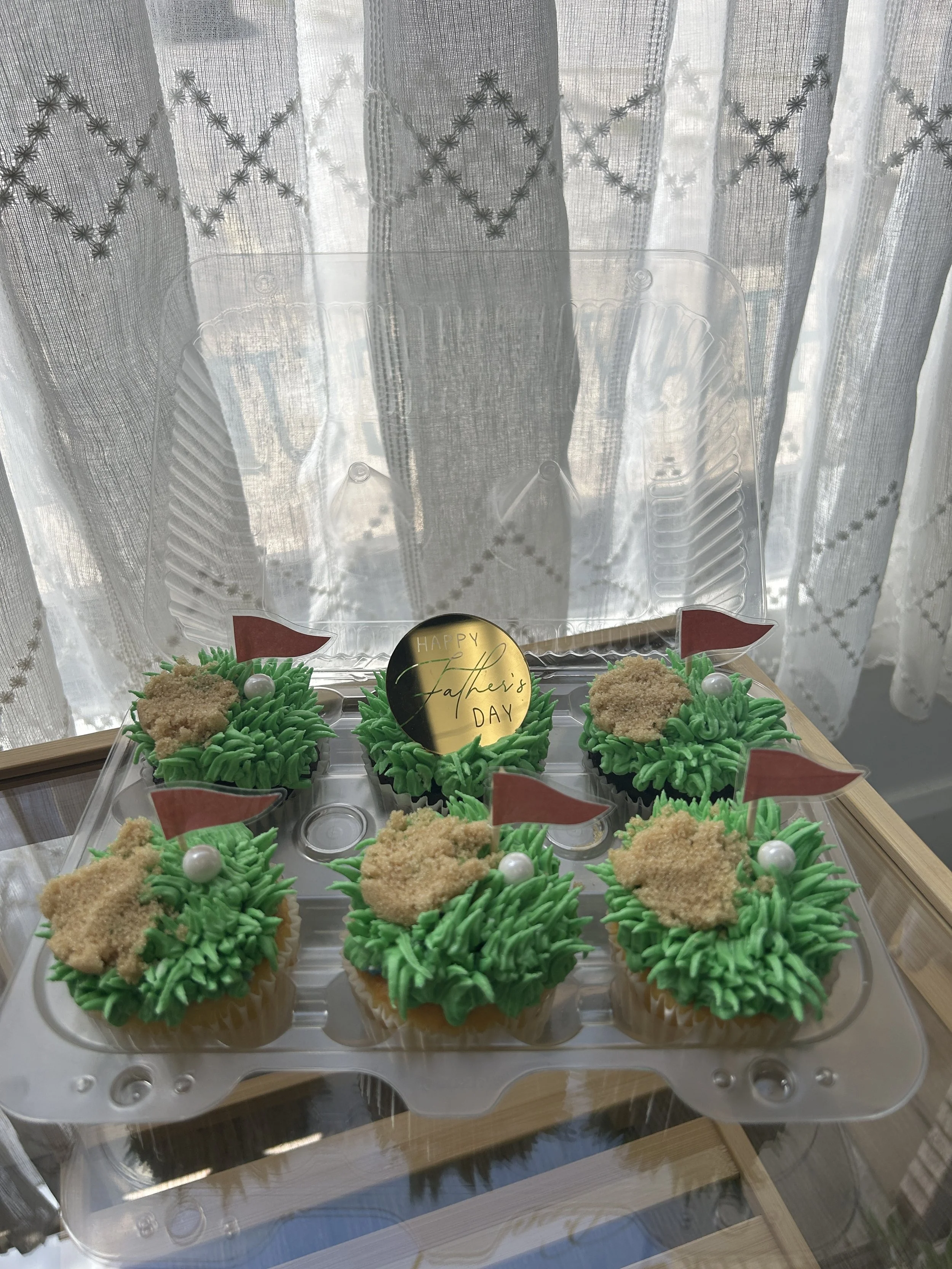 Father's Day Golf Cupcakes