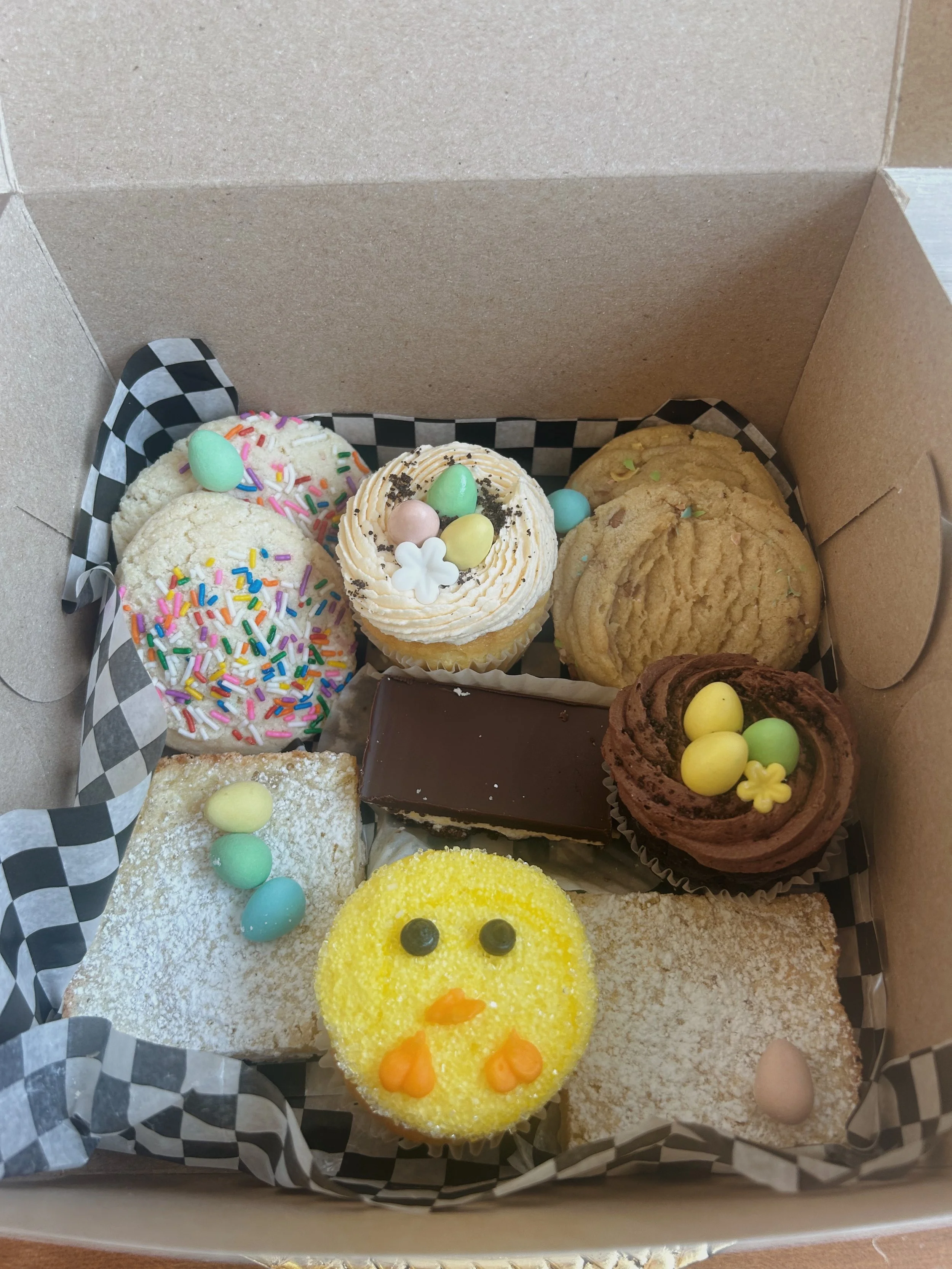 Small Easter Treat box