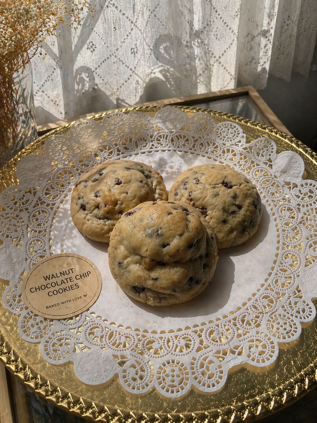 Walnut Chocolate Chip Cookies