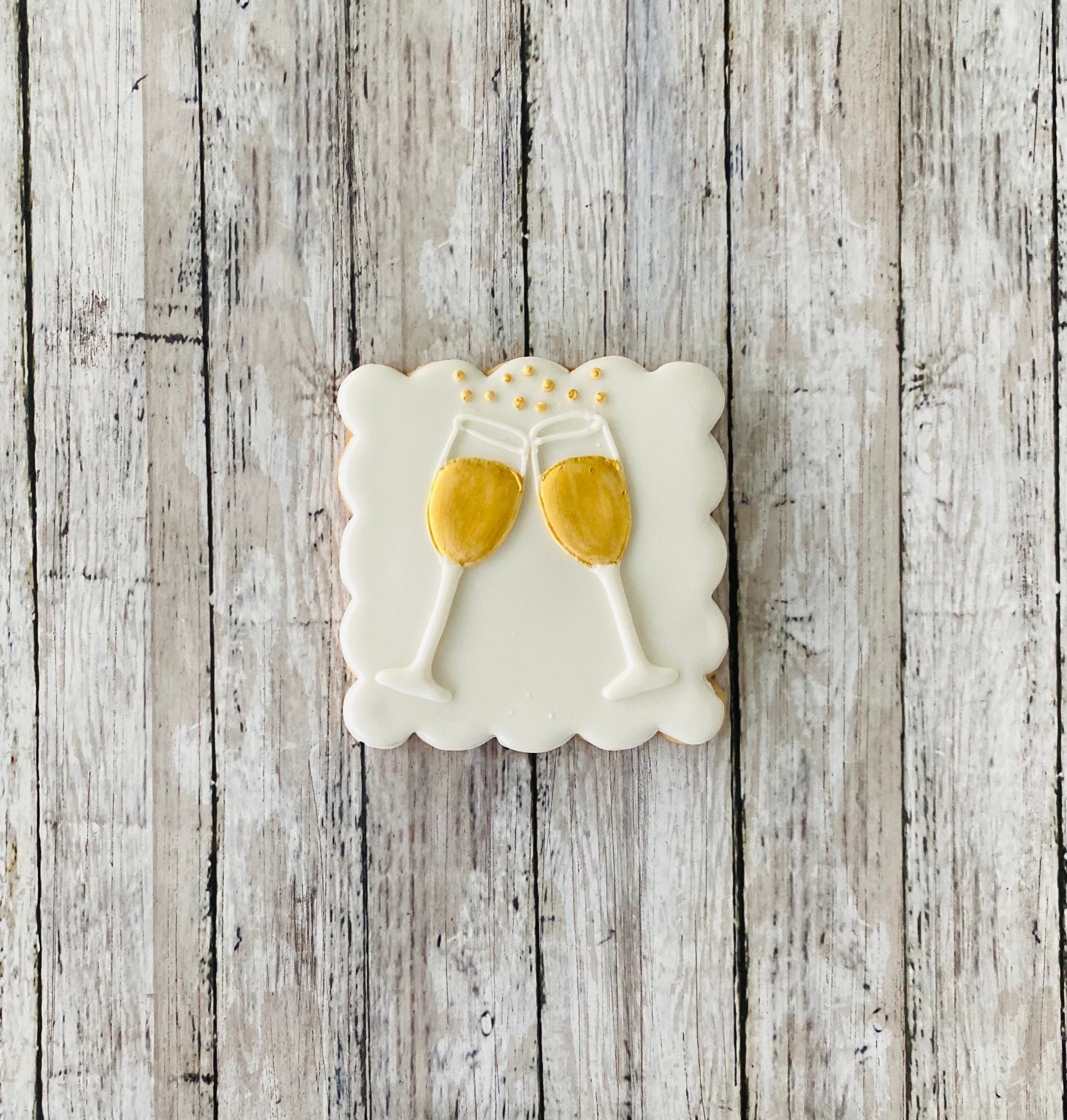 https://i.etsystatic.com/44501333/r/il/b165ff/5715238145/il_fullxfull.5715238145_irz3.jpg