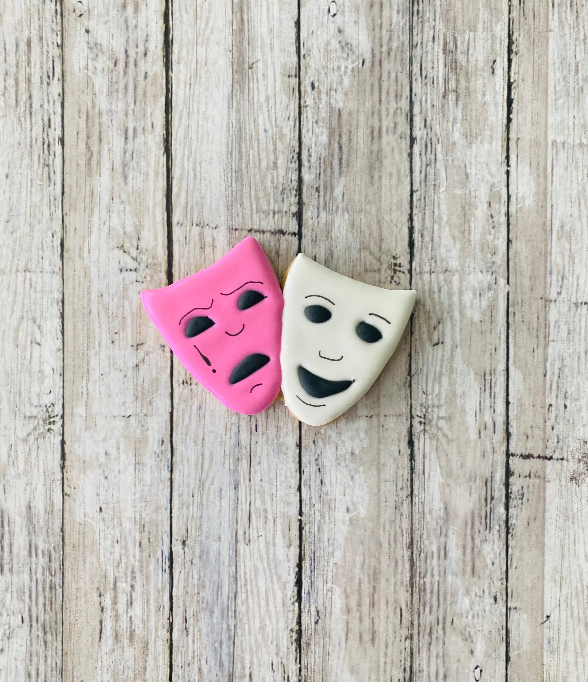 https://i.etsystatic.com/44501333/r/il/0e1c0f/5178800510/il_fullxfull.5178800510_7jk0.jpg
