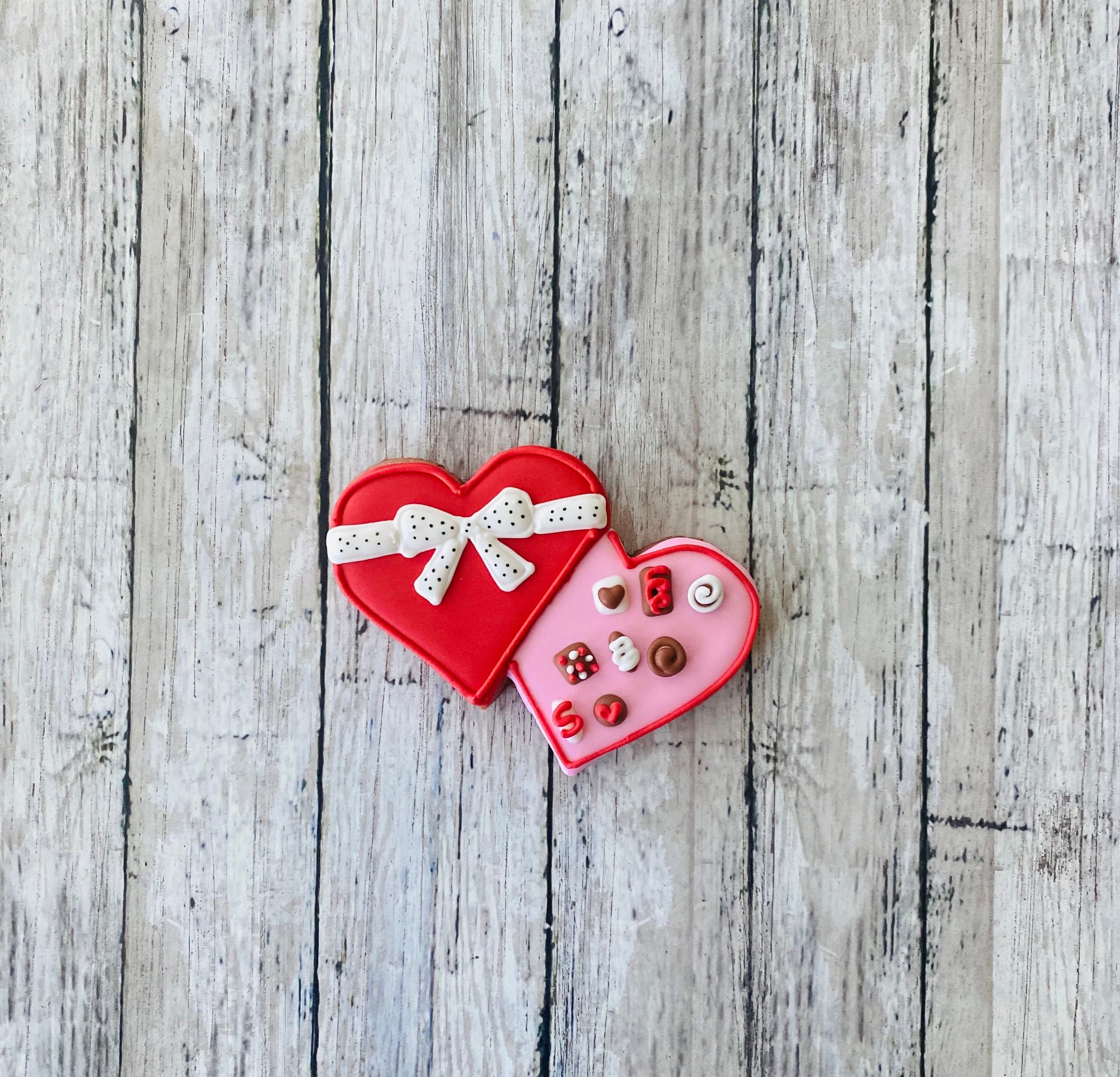 https://i.etsystatic.com/44501333/r/il/4981fd/5630789320/il_fullxfull.5630789320_59ot.jpg